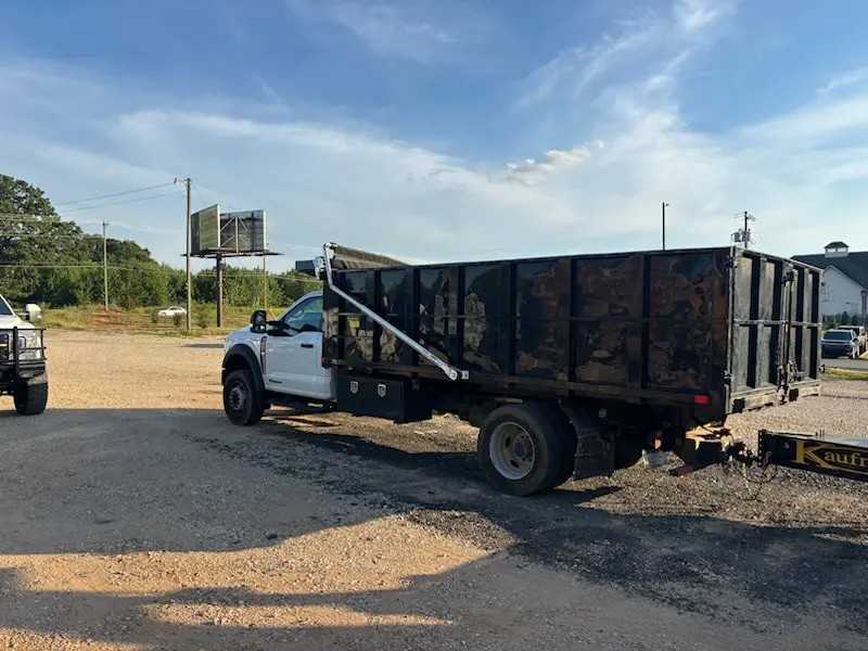 2025 Ford F600 Dump Truck — photo 3