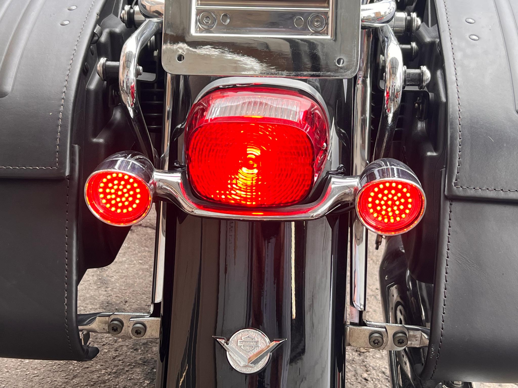 2006 Harley Davidson Road King - image 5