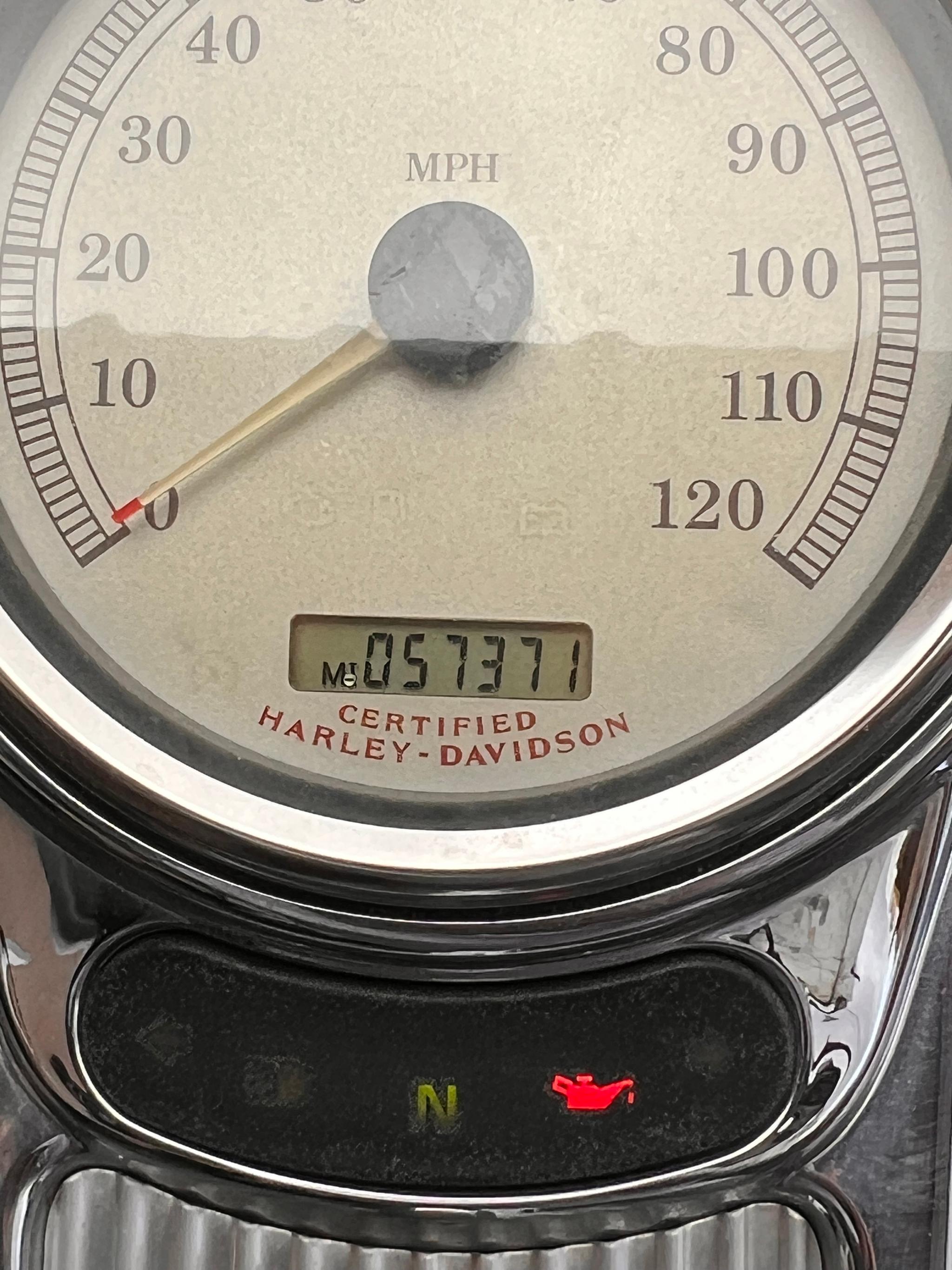 2006 Harley Davidson Road King - image 3