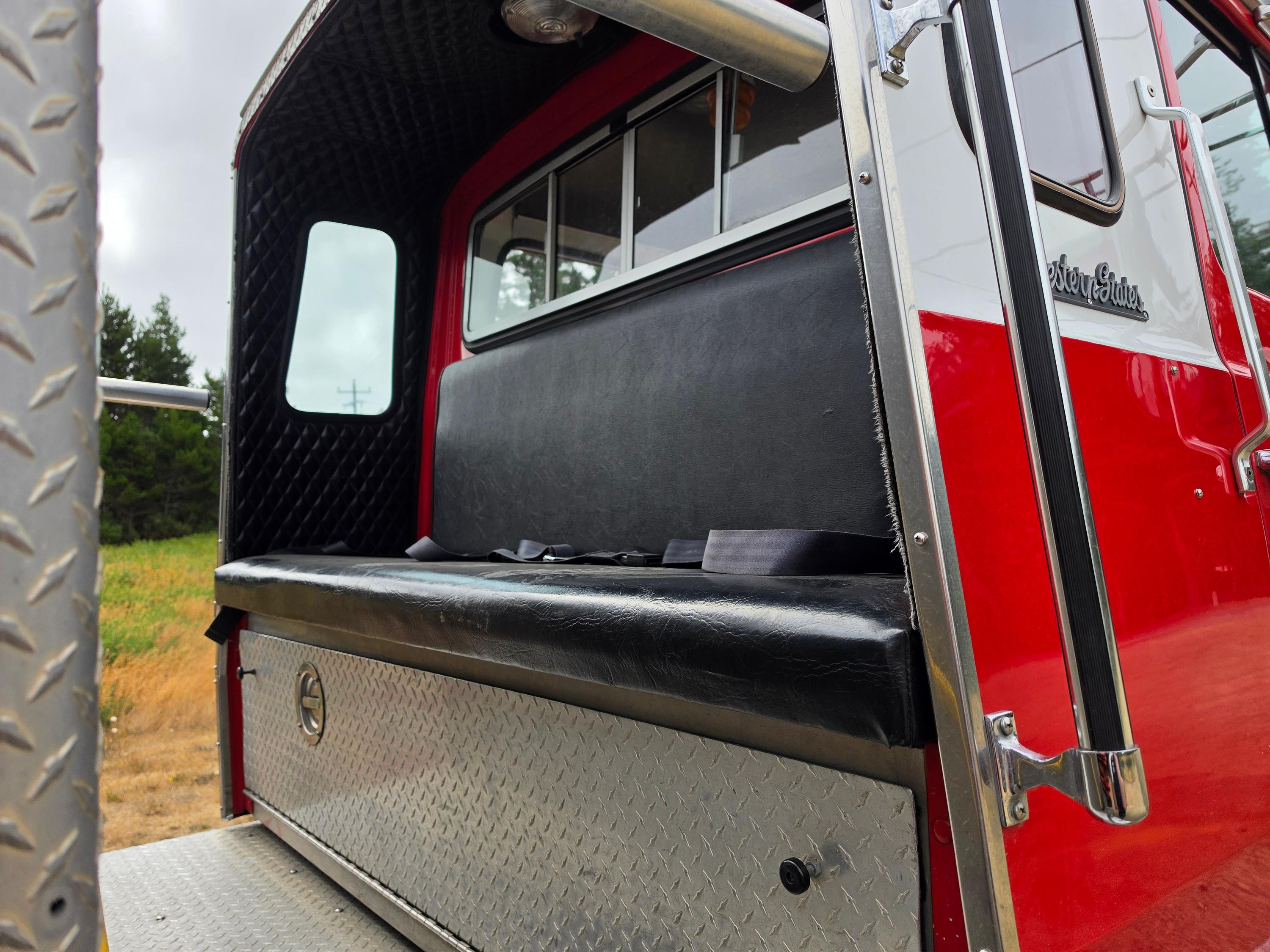 1989 Ford Pumper - image 26