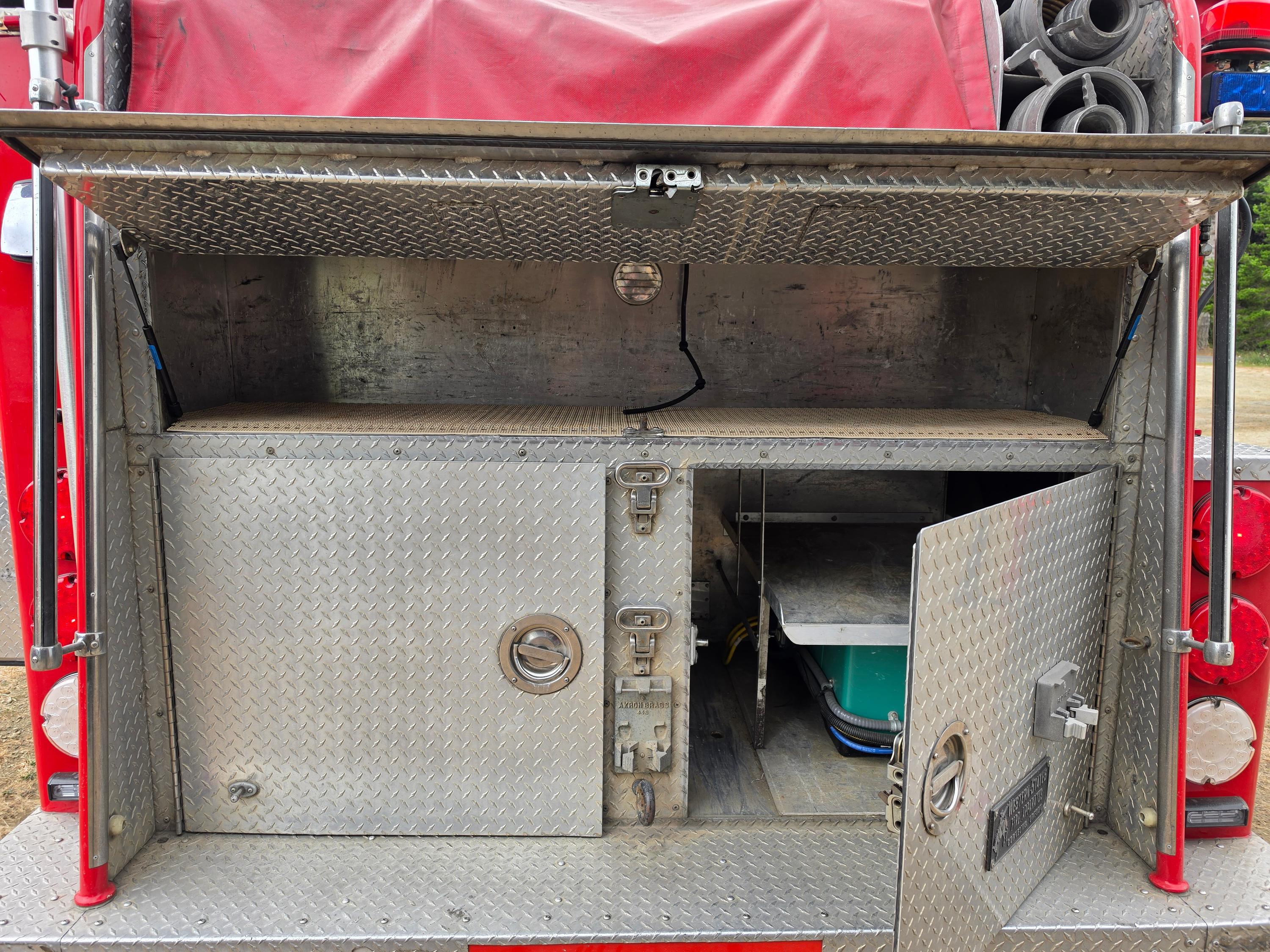 1989 Ford Pumper - image 16