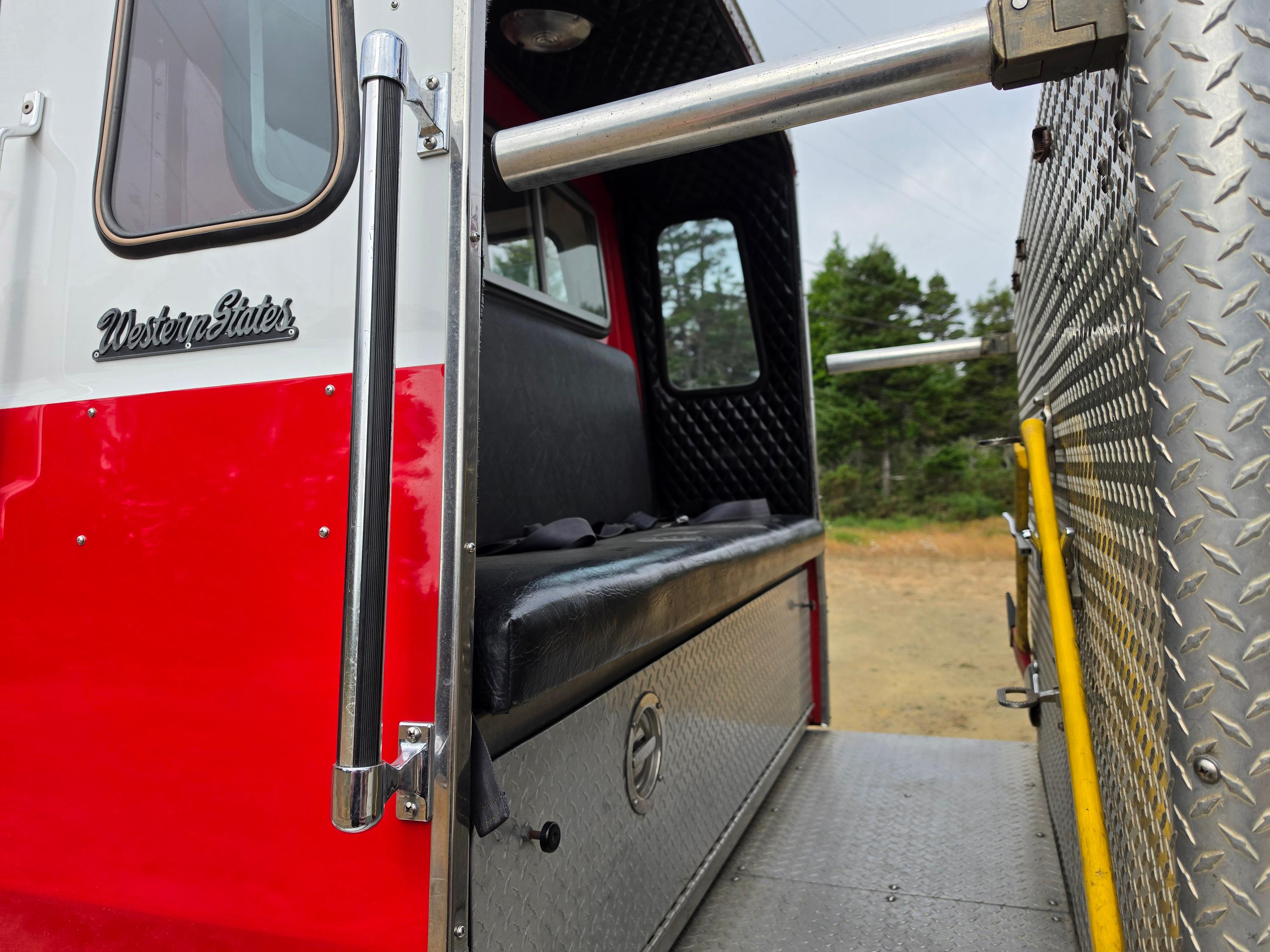 1989 Ford Pumper - image 28