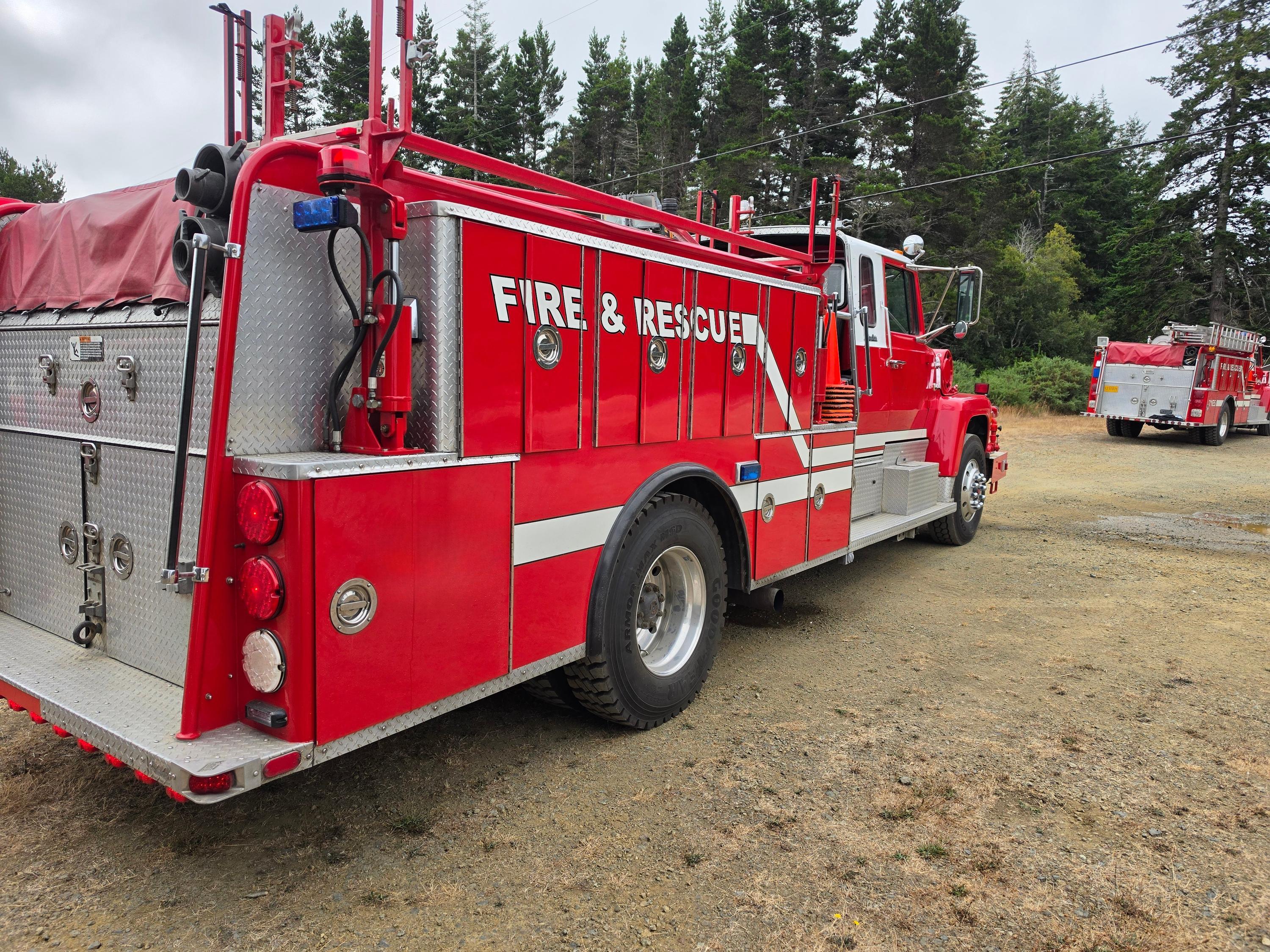 1989 Ford Pumper - image 5