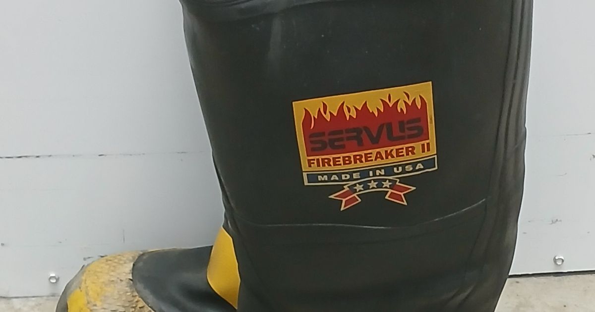Servus firefighter boots Vintage Servus Black Yellow Rubber Fireman Firehouse  main image 2