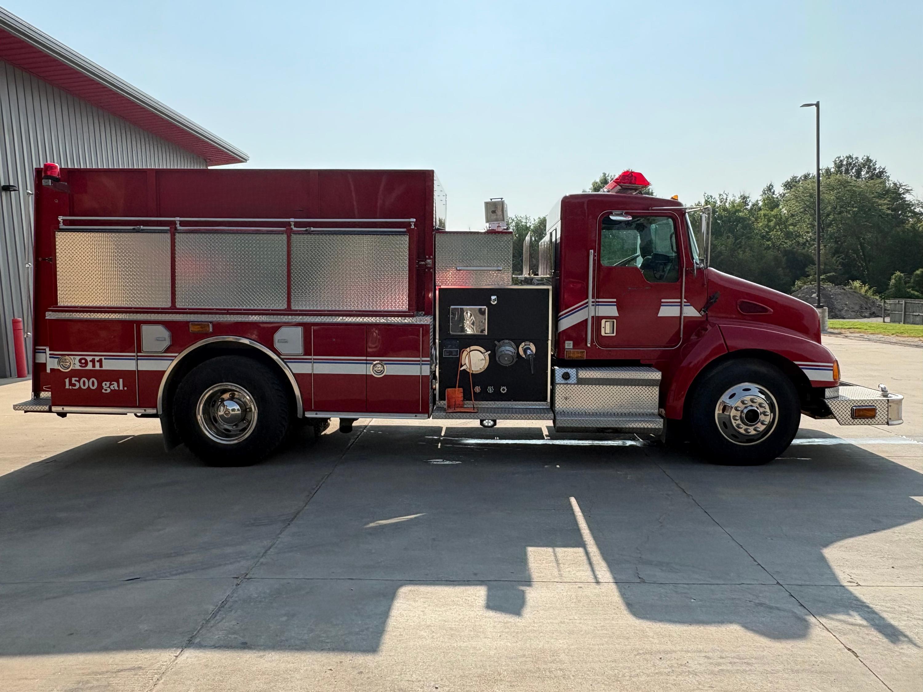 2001 Pierce Kenworth Pumper Tanker - image 4