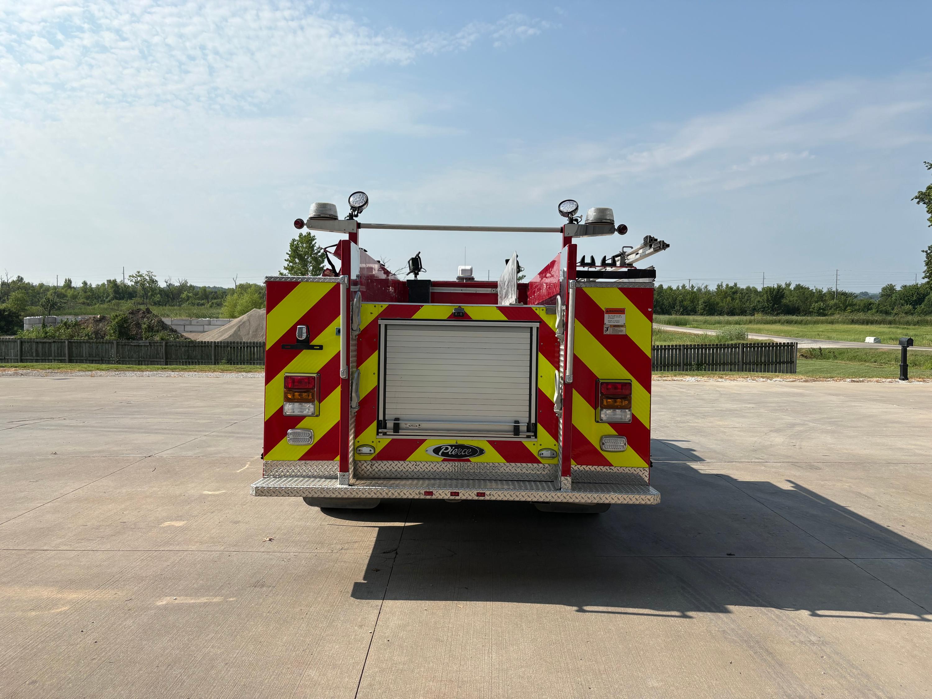 2011 Pierce Ford 4x4 Mini Pumper - image 6