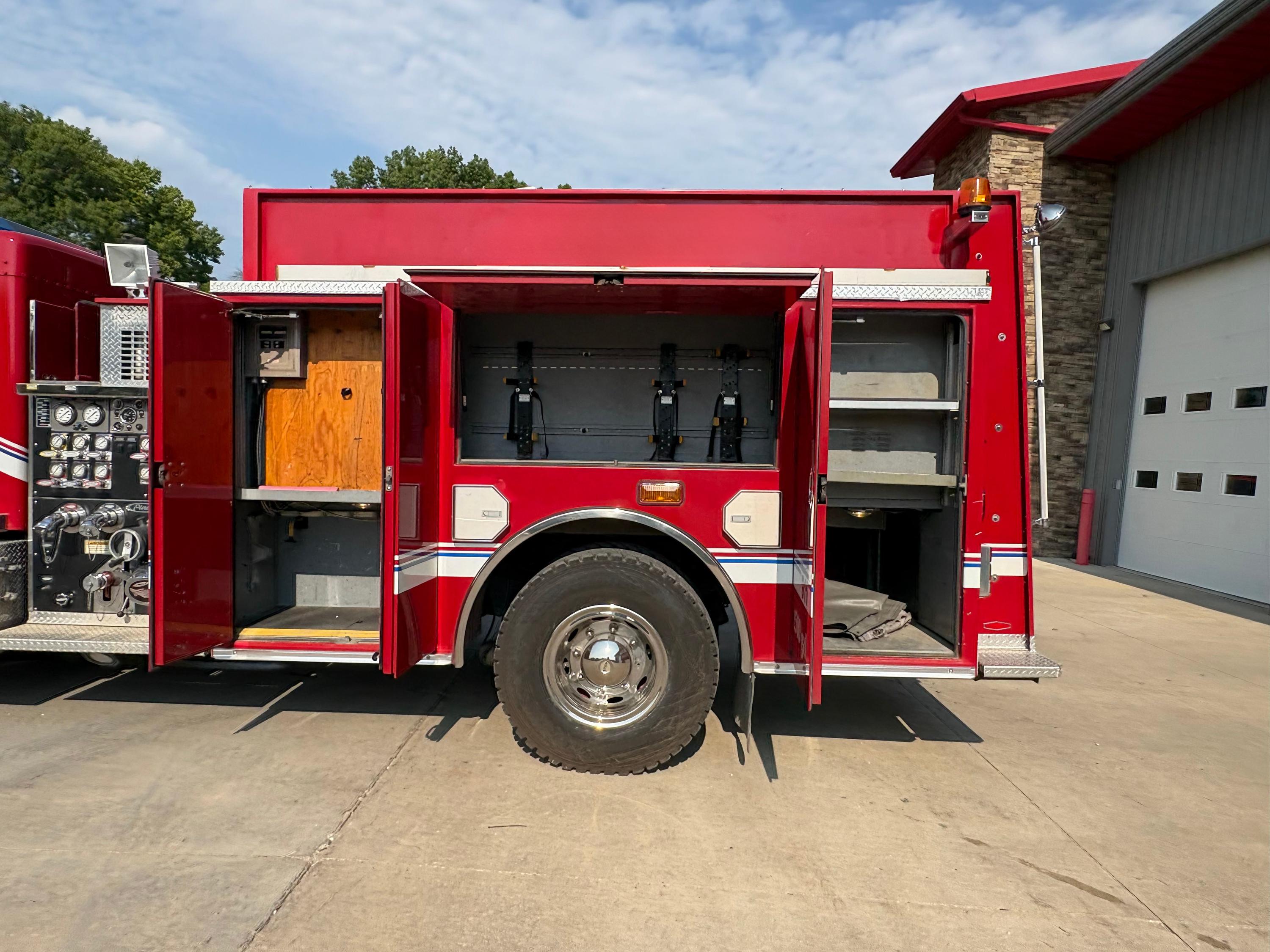 2001 Pierce Kenworth Pumper Tanker - image 7