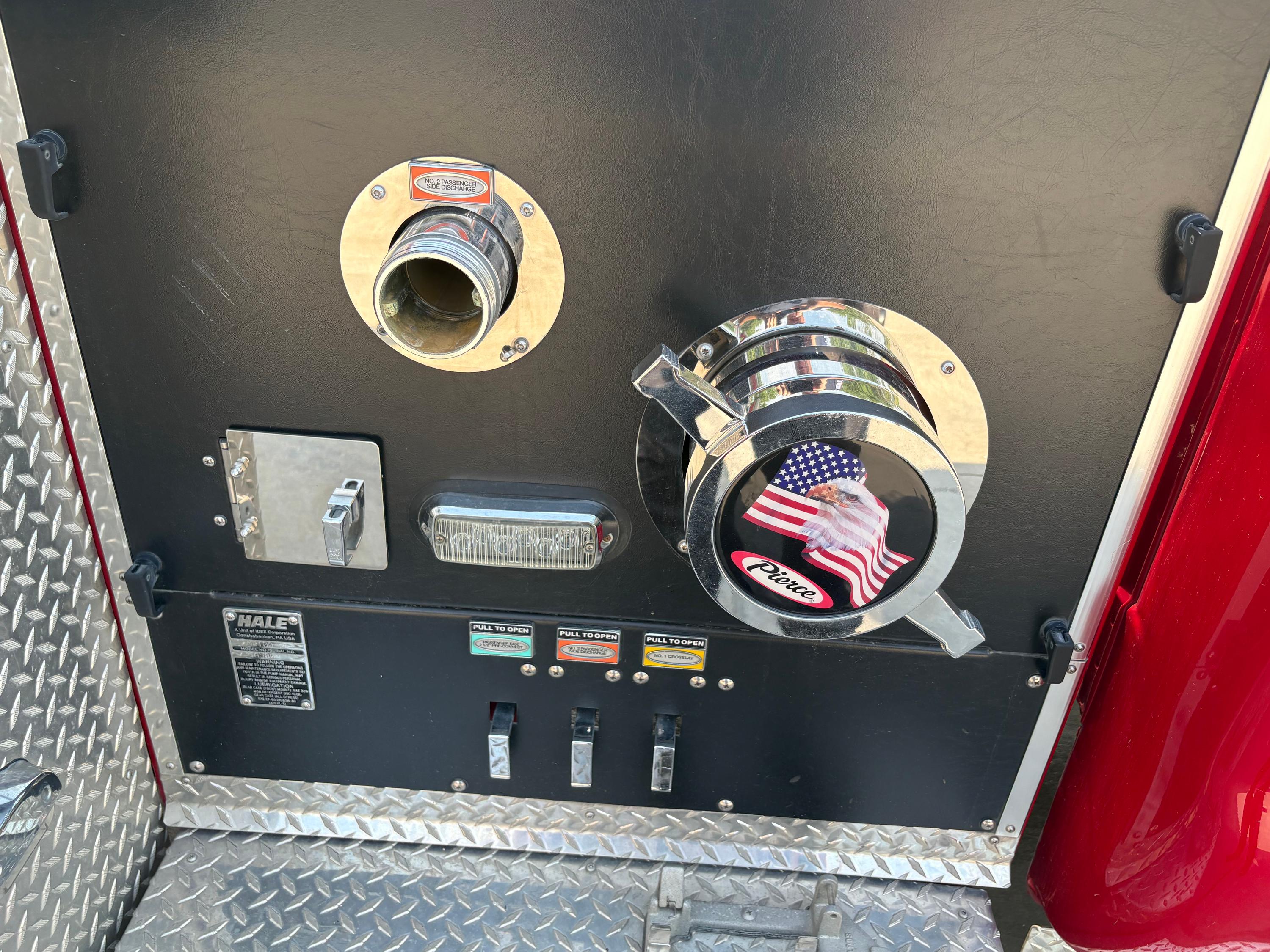2011 Pierce Ford 4x4 Mini Pumper - image 18