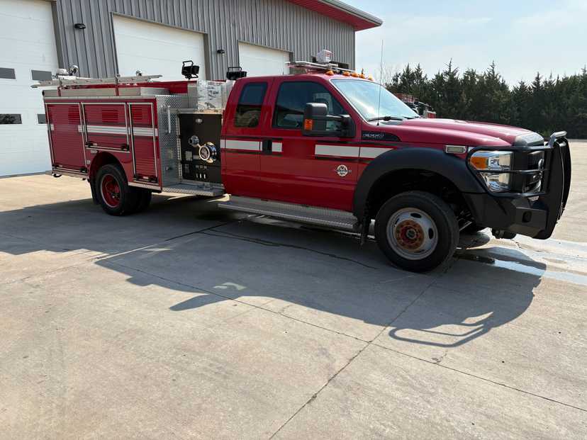 2011 Pierce Ford 4x4 Mini Pumper — photo 4