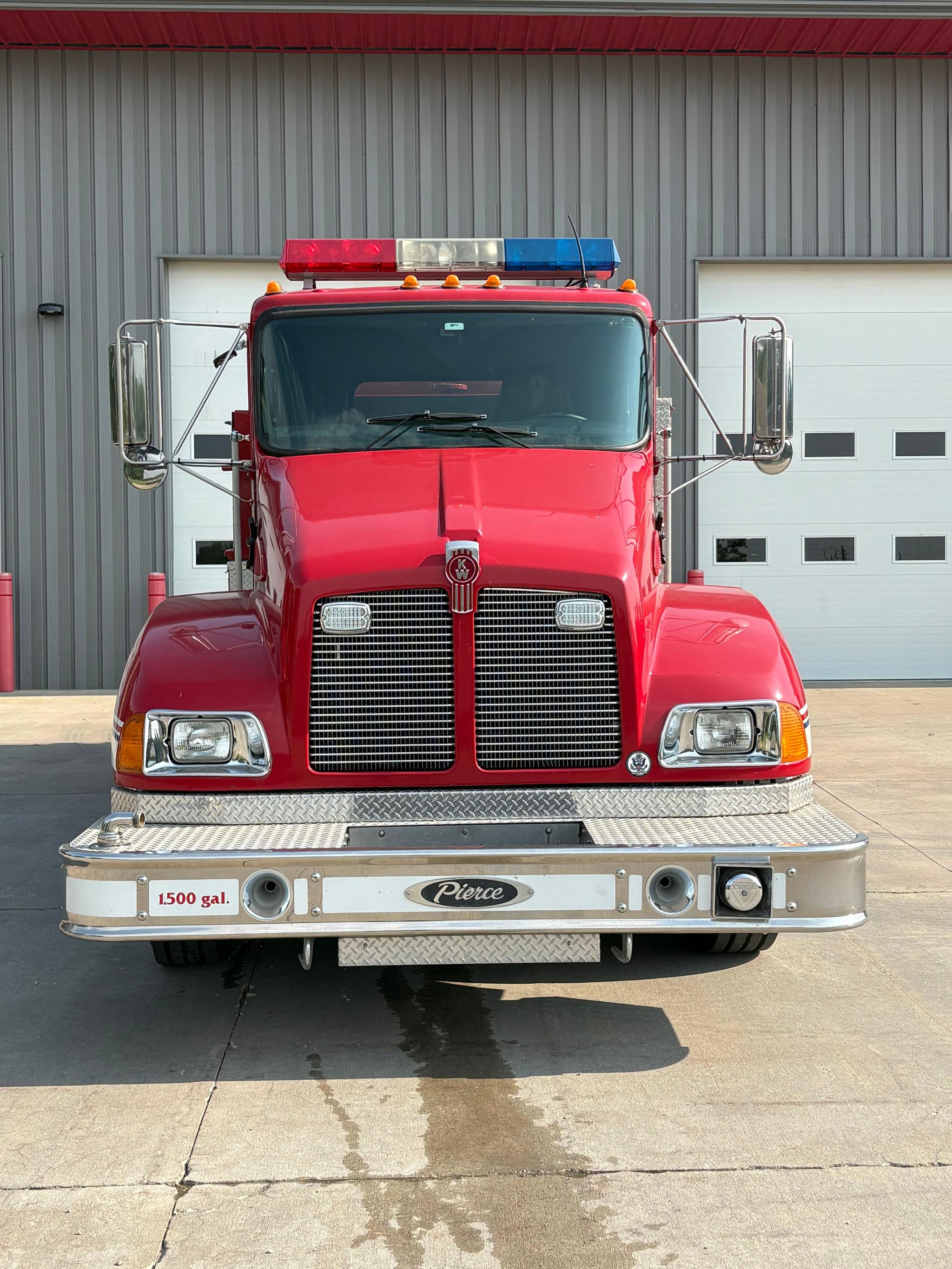 2001 Pierce Kenworth Pumper Tanker - image 2