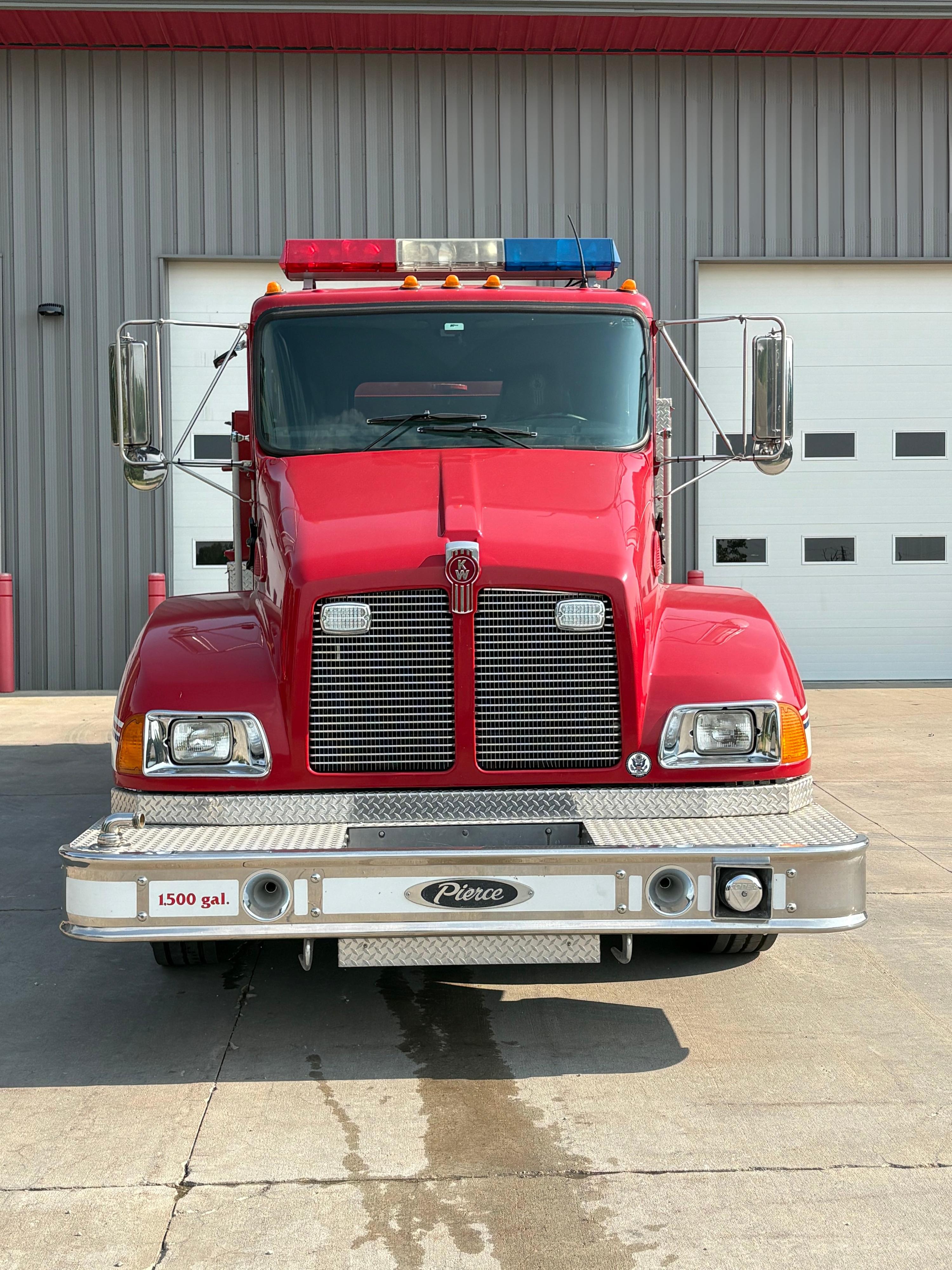 2001 Pierce Kenworth Pumper Tanker - image 2