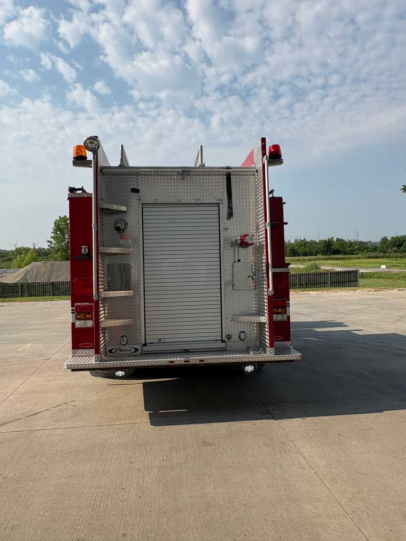 2001 Pierce Kenworth Pumper Tanker — photo 6