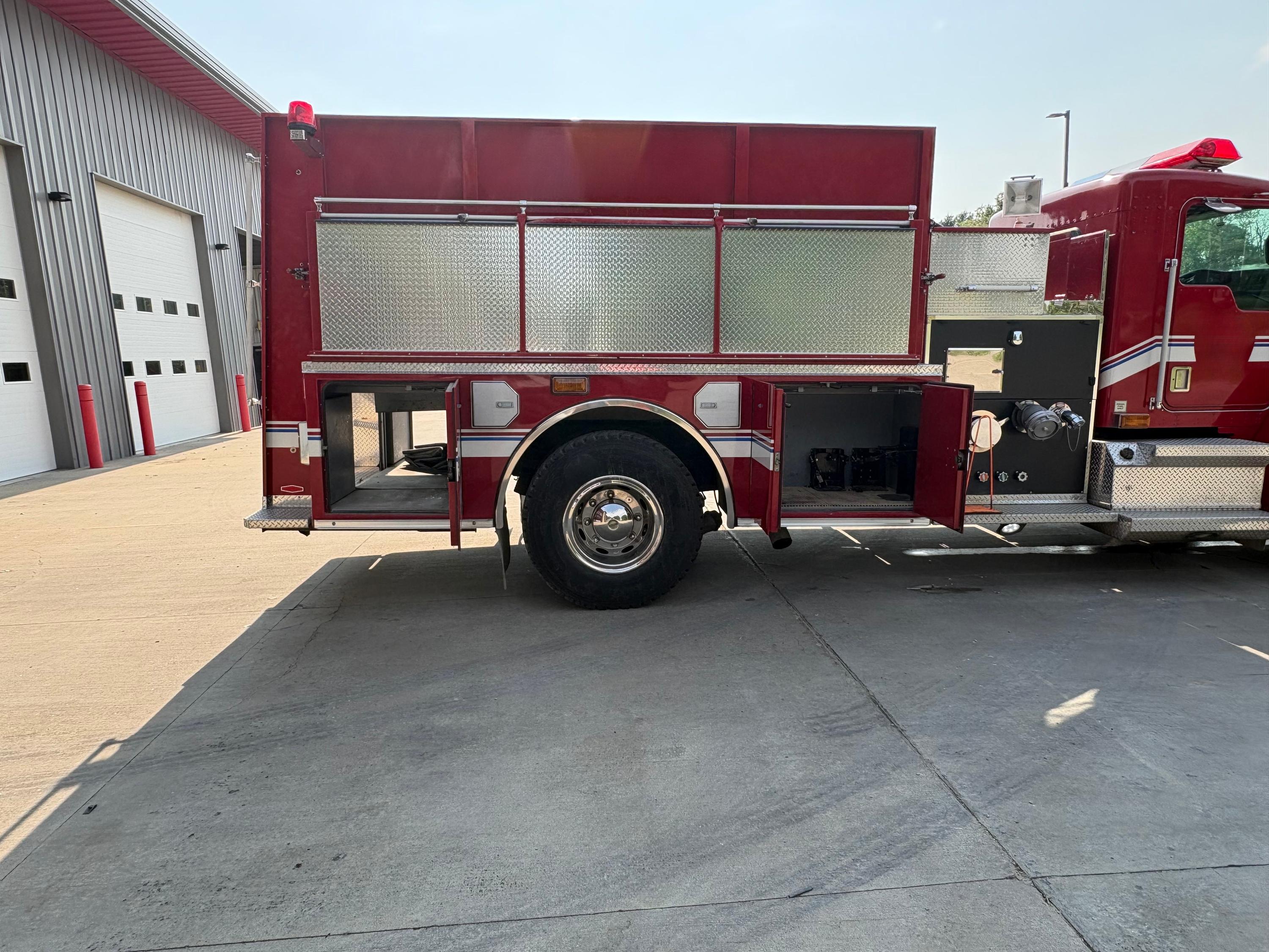 2001 Pierce Kenworth Pumper Tanker - image 10