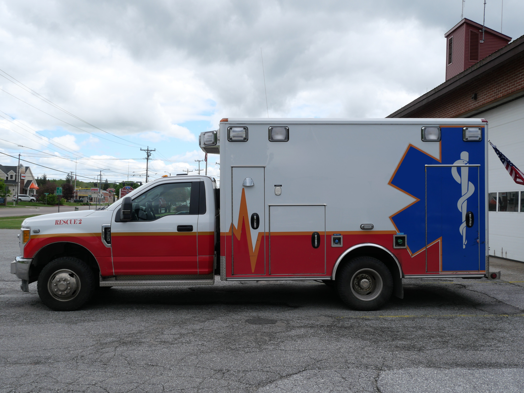2017 Wheeled Coach 4x4 Ford F-350 Ambulance