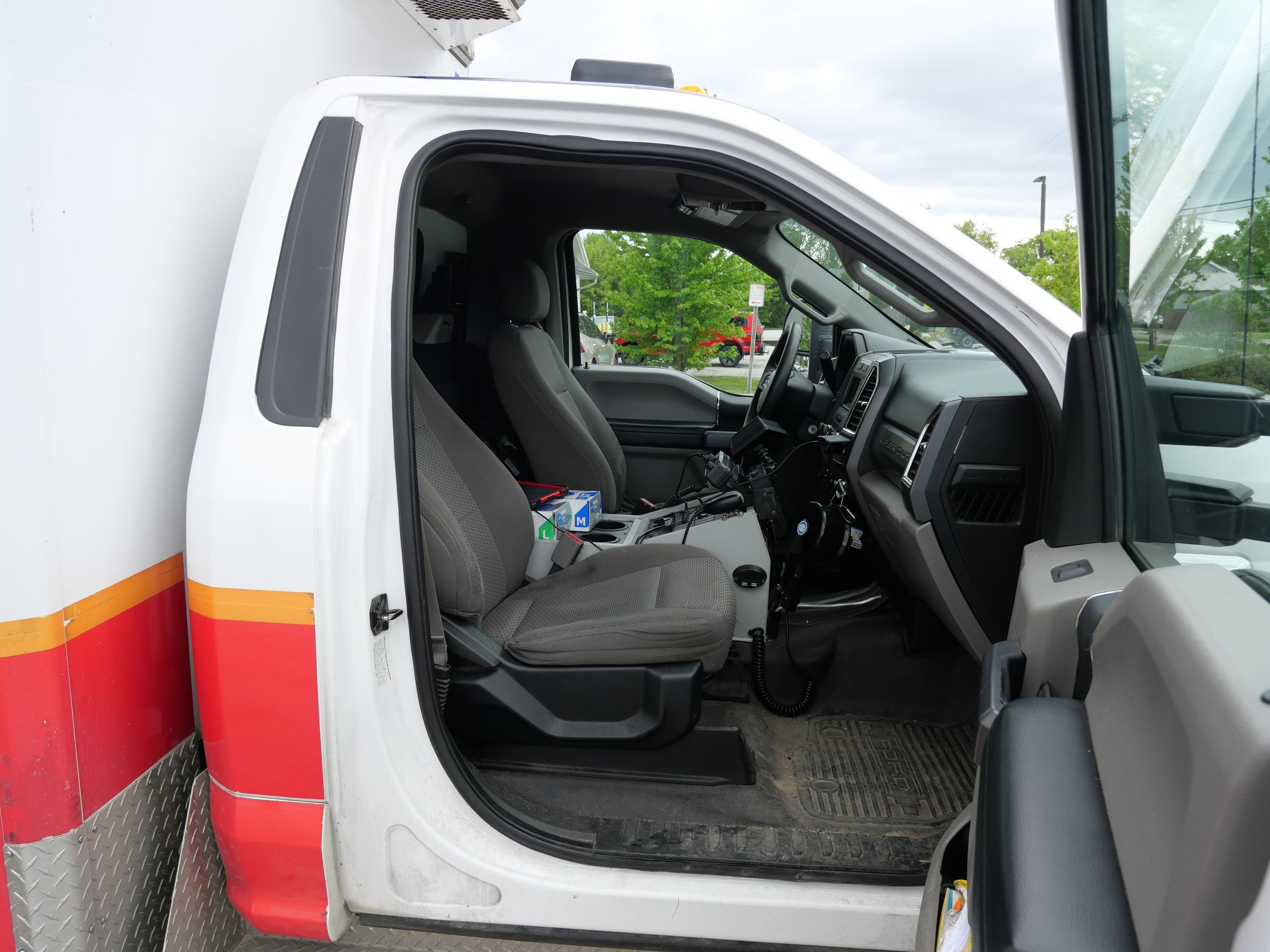 2017 Wheeled Coach 4x4 Ford F-350 Type I - image 14