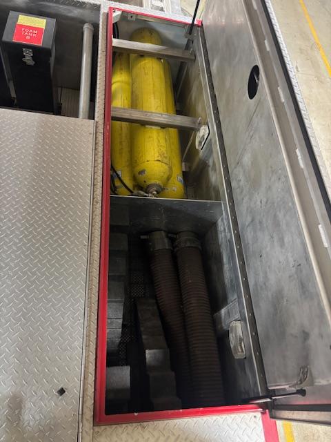1995 HME Saulsbury Rescue Pumper - image 25