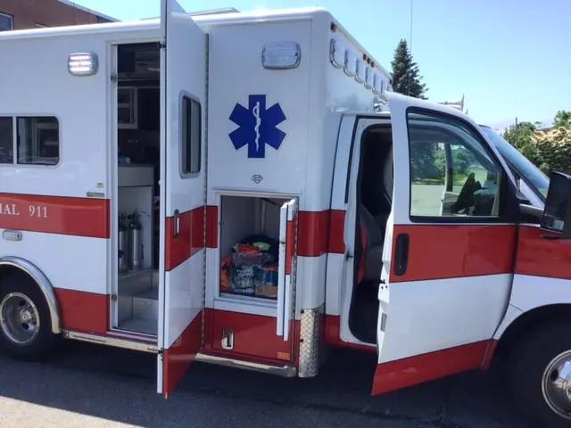 2013 Horton Type III Ambulance - image 4