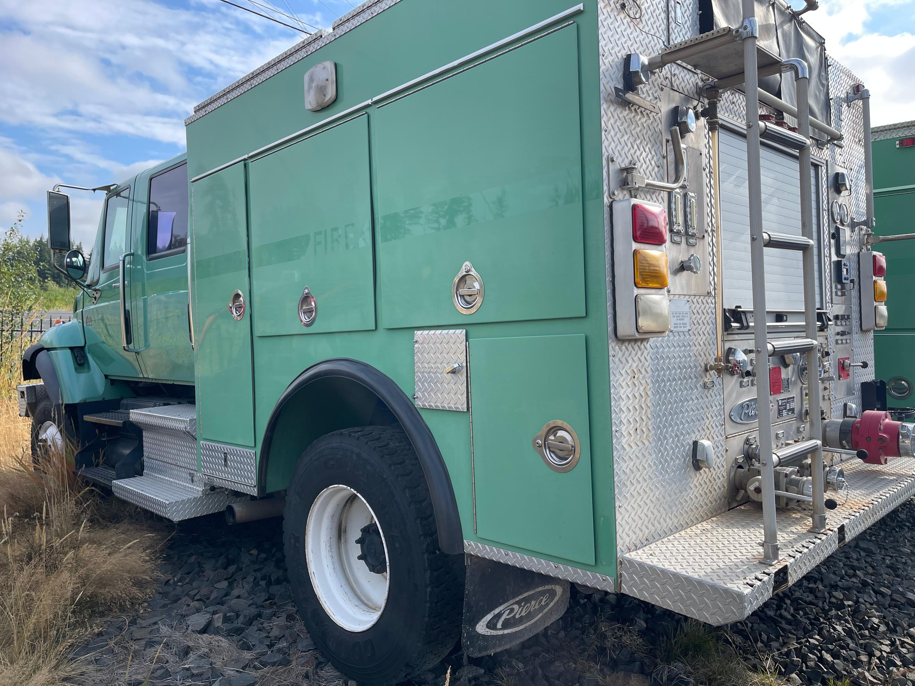 2003 International 7400 Wildland 4X4 (2 Available)  - image 18
