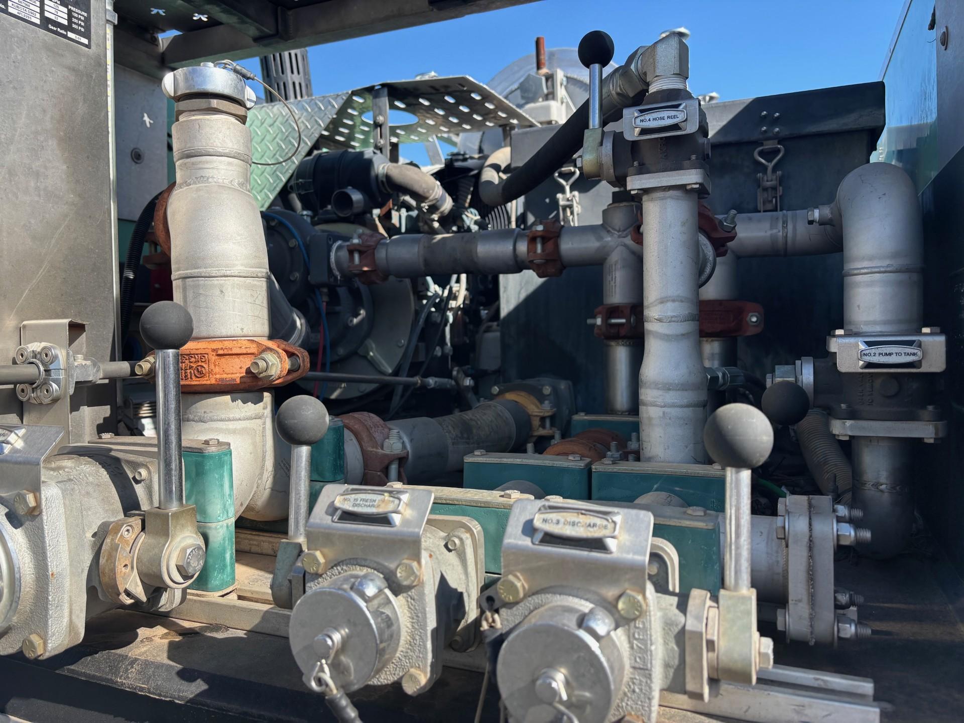 2016 F550 Type 6 Engine - image 9