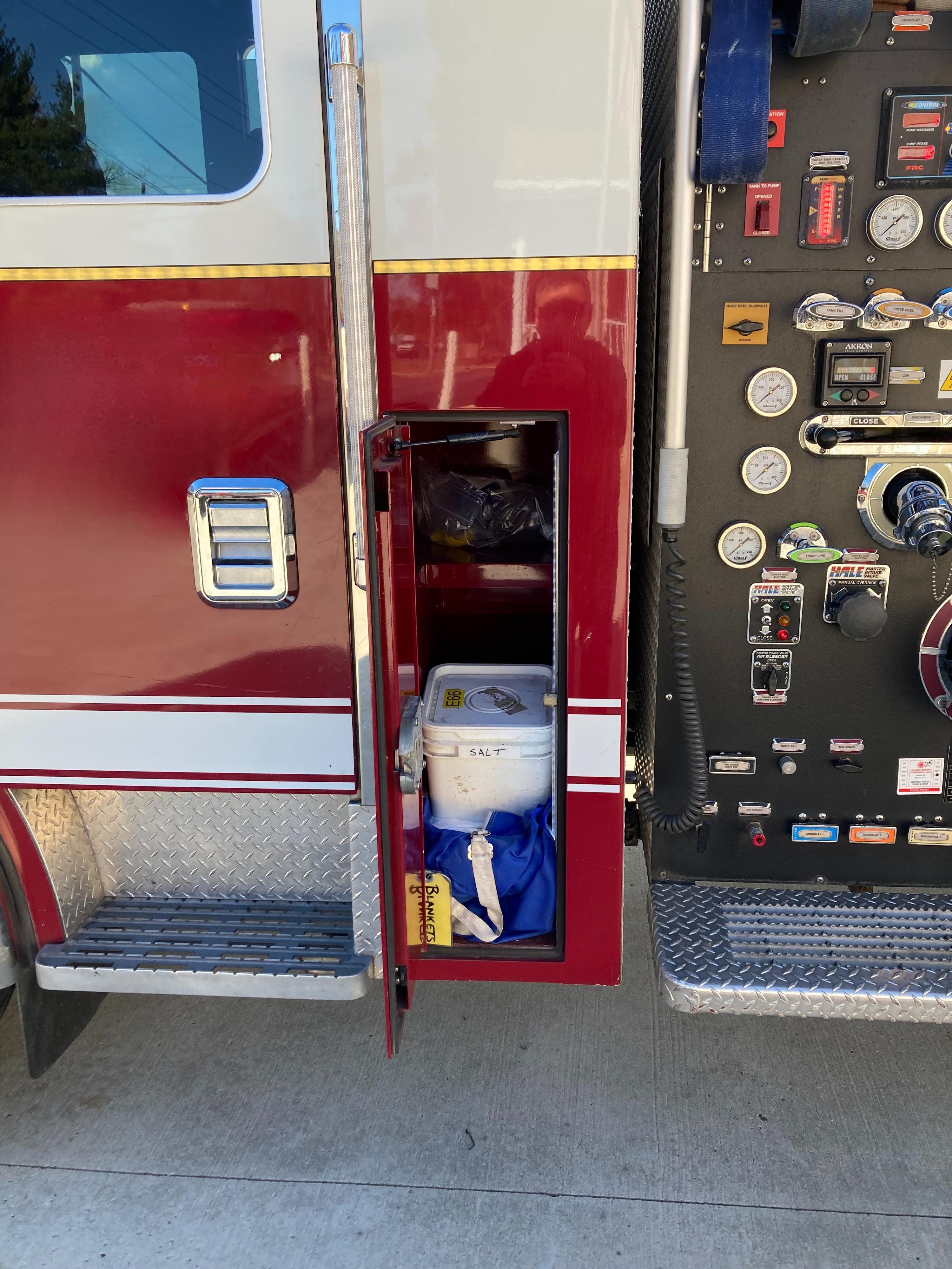 2009 KME Predator Pumper - image 7
