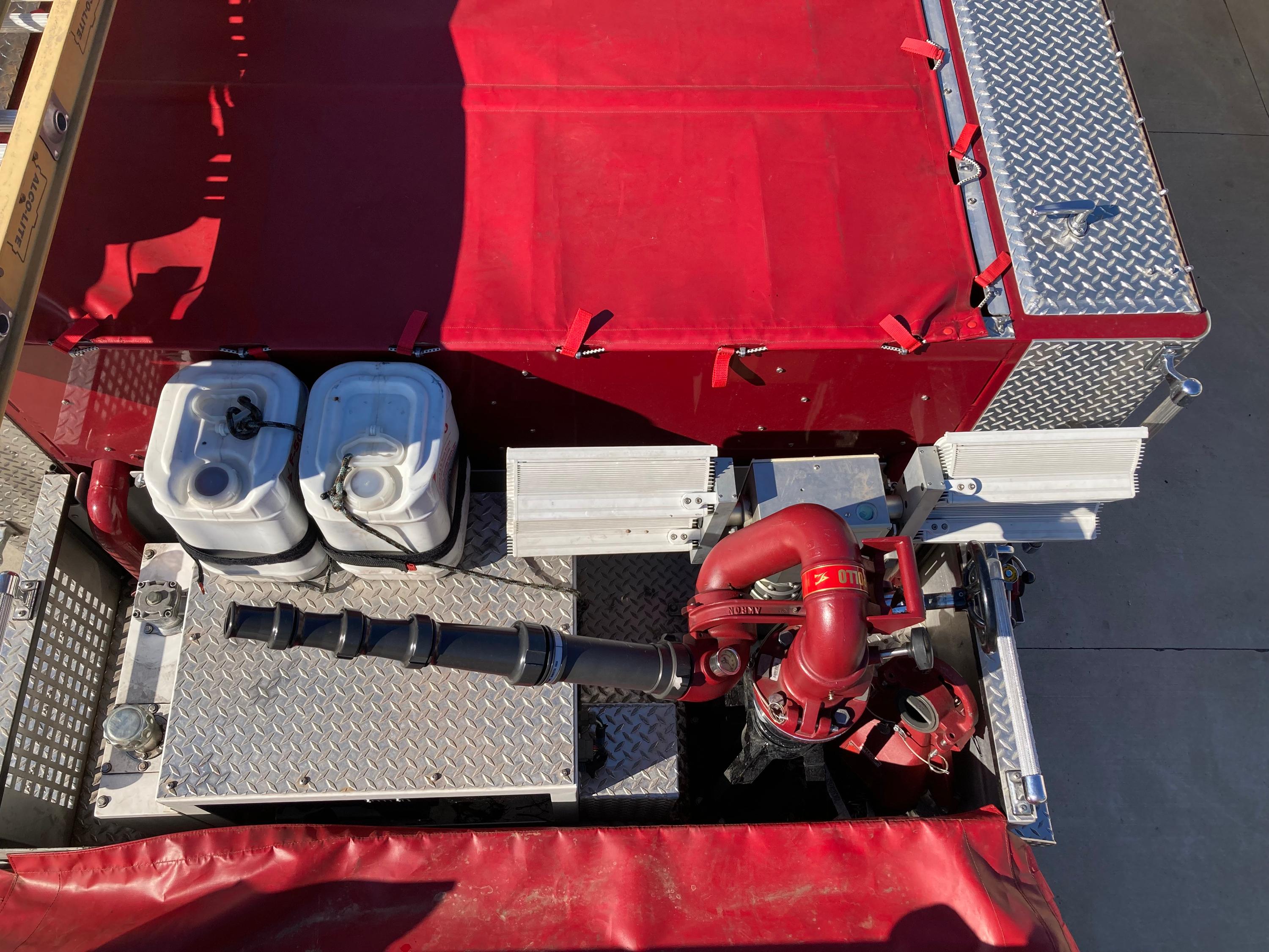 2009 KME Predator Pumper - image 9