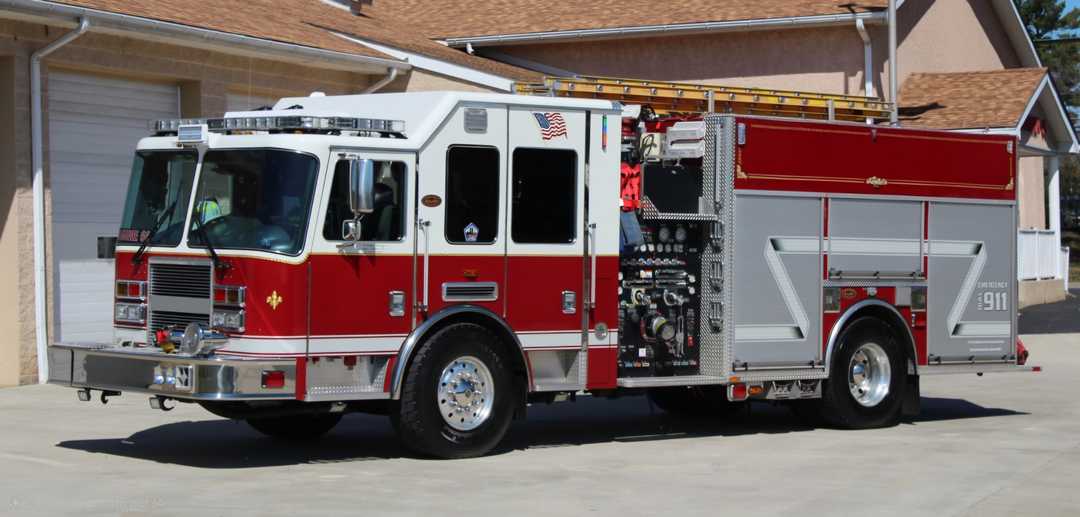 2009 KME Predator Pumper