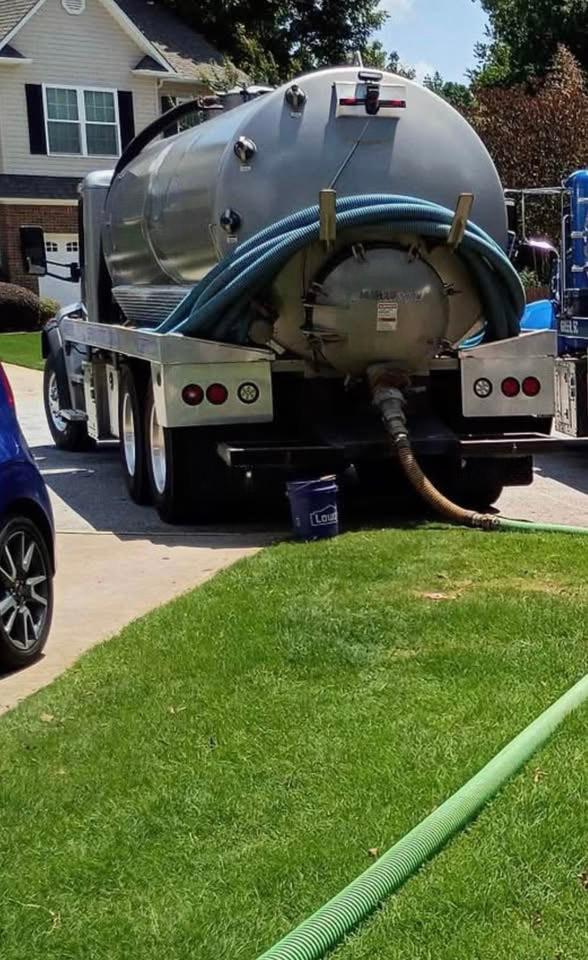 2023 Peterbilt 548 Septic - image 5