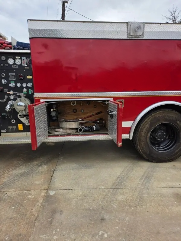 2000 Chevrolet C8500 Tanker - image 22