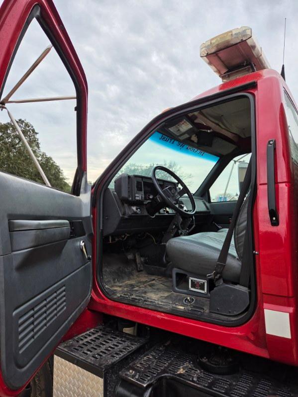 2000 Chevrolet C8500 Tanker - image 15