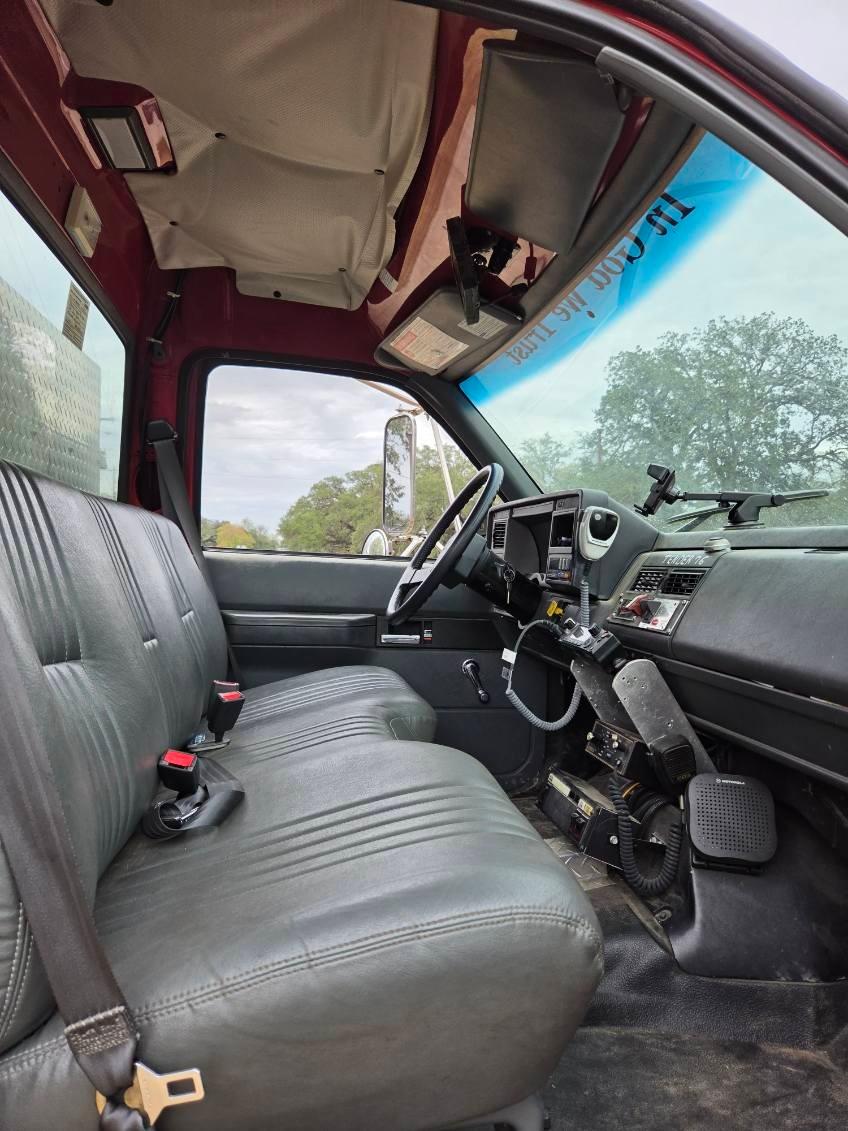 2000 Chevrolet C8500 Tanker - image 17