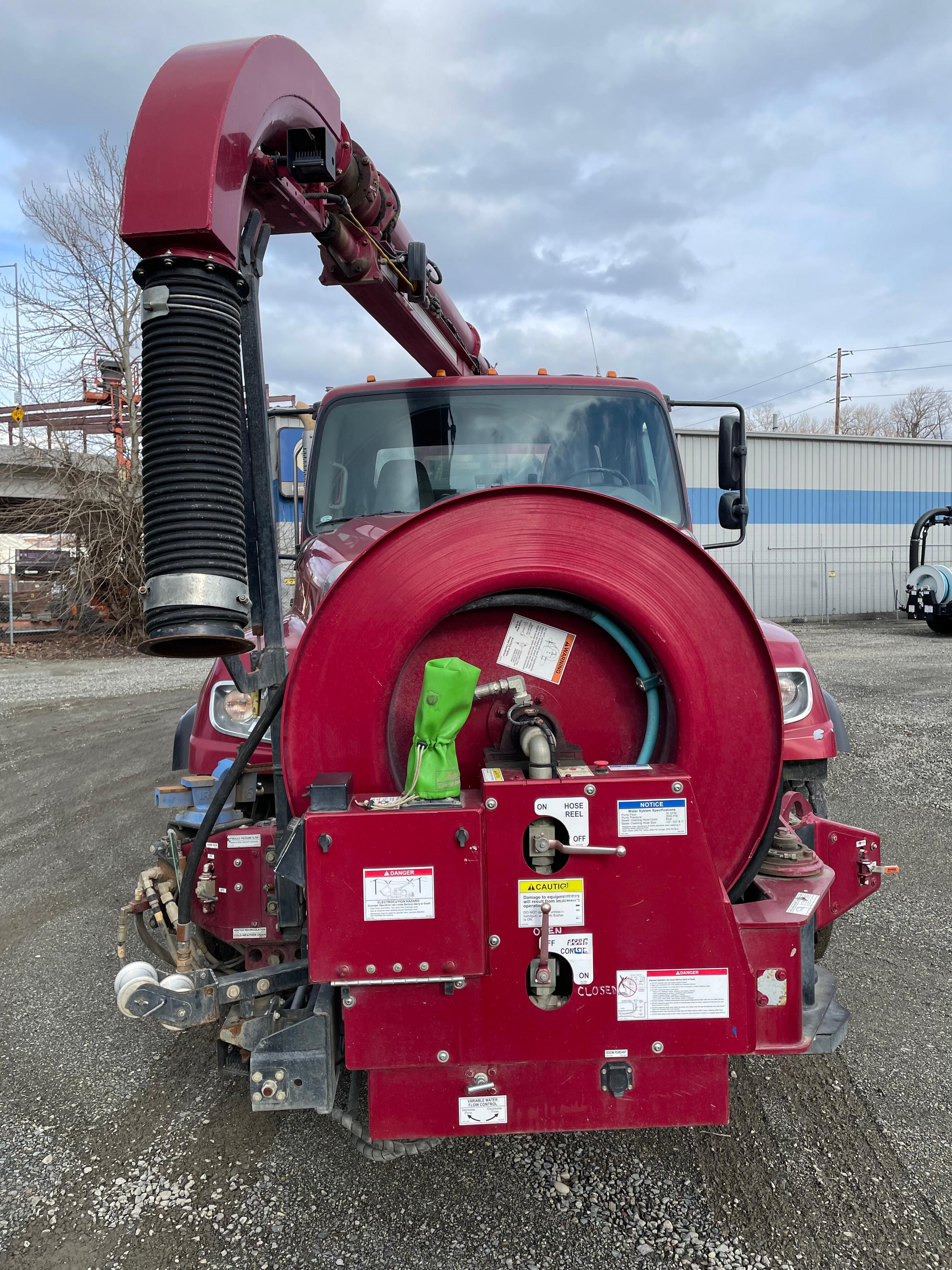 2018 Freightliner Vac-Con Combination - image 6