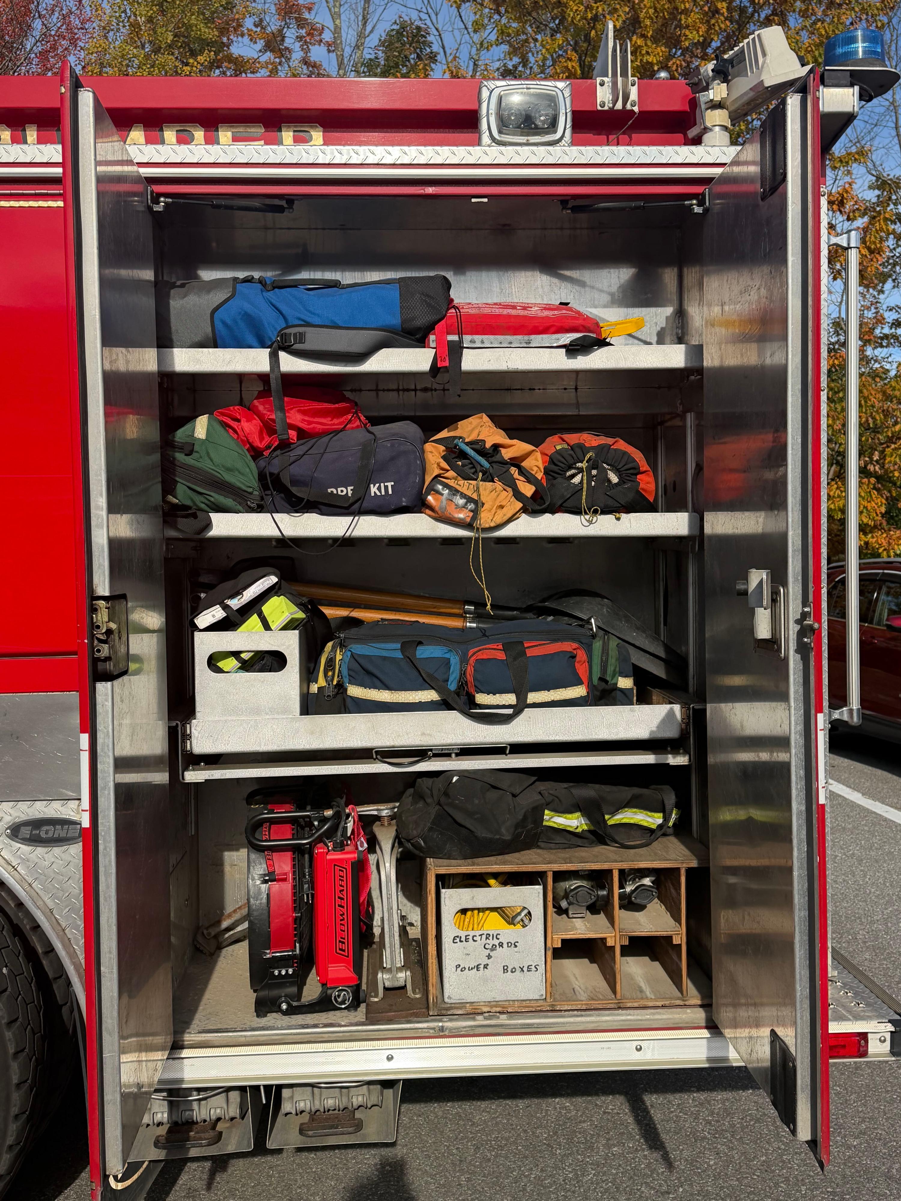 2005 E-One Rescue Pumper - image 17