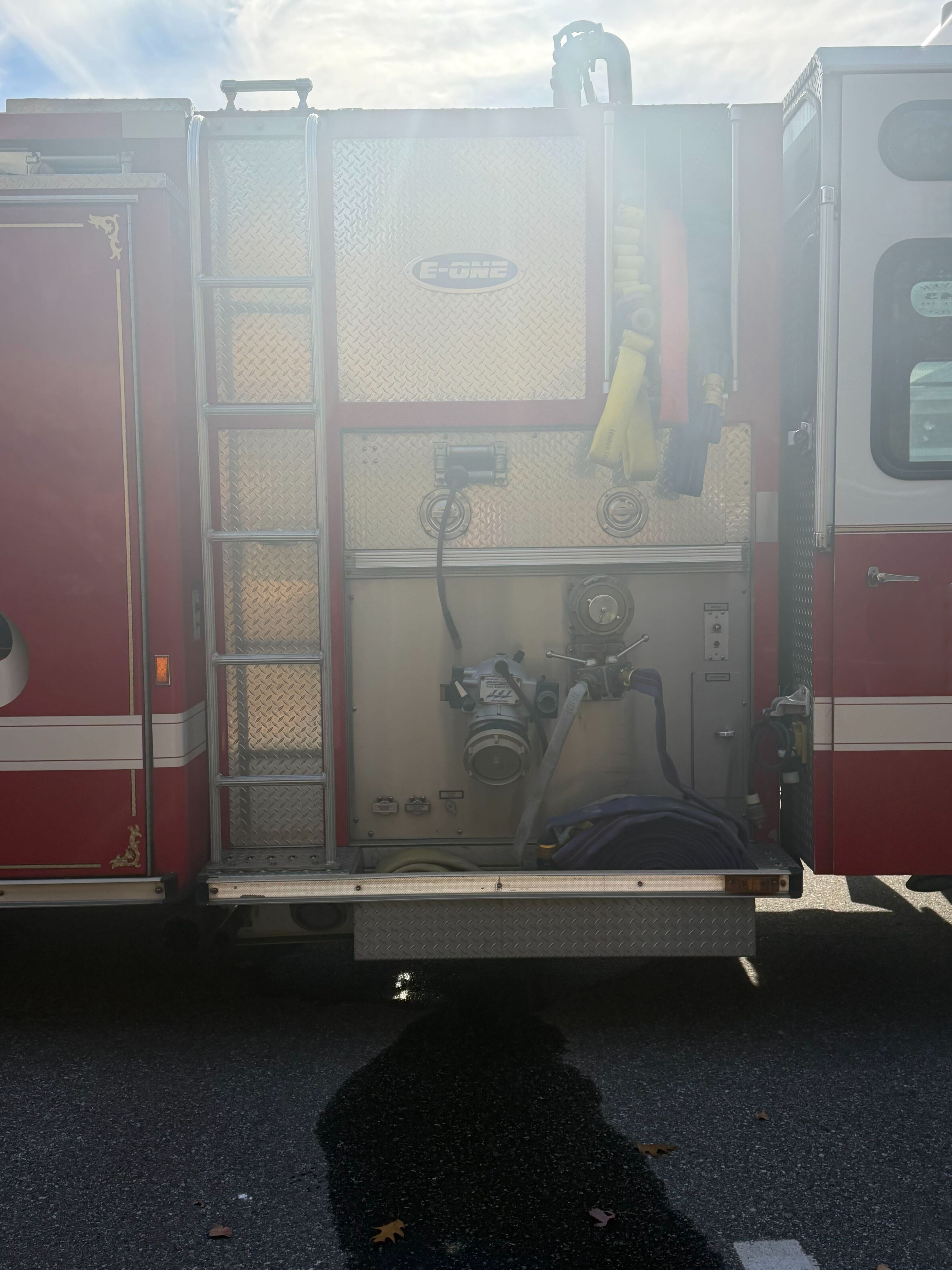 2005 E-One Rescue Pumper - image 22