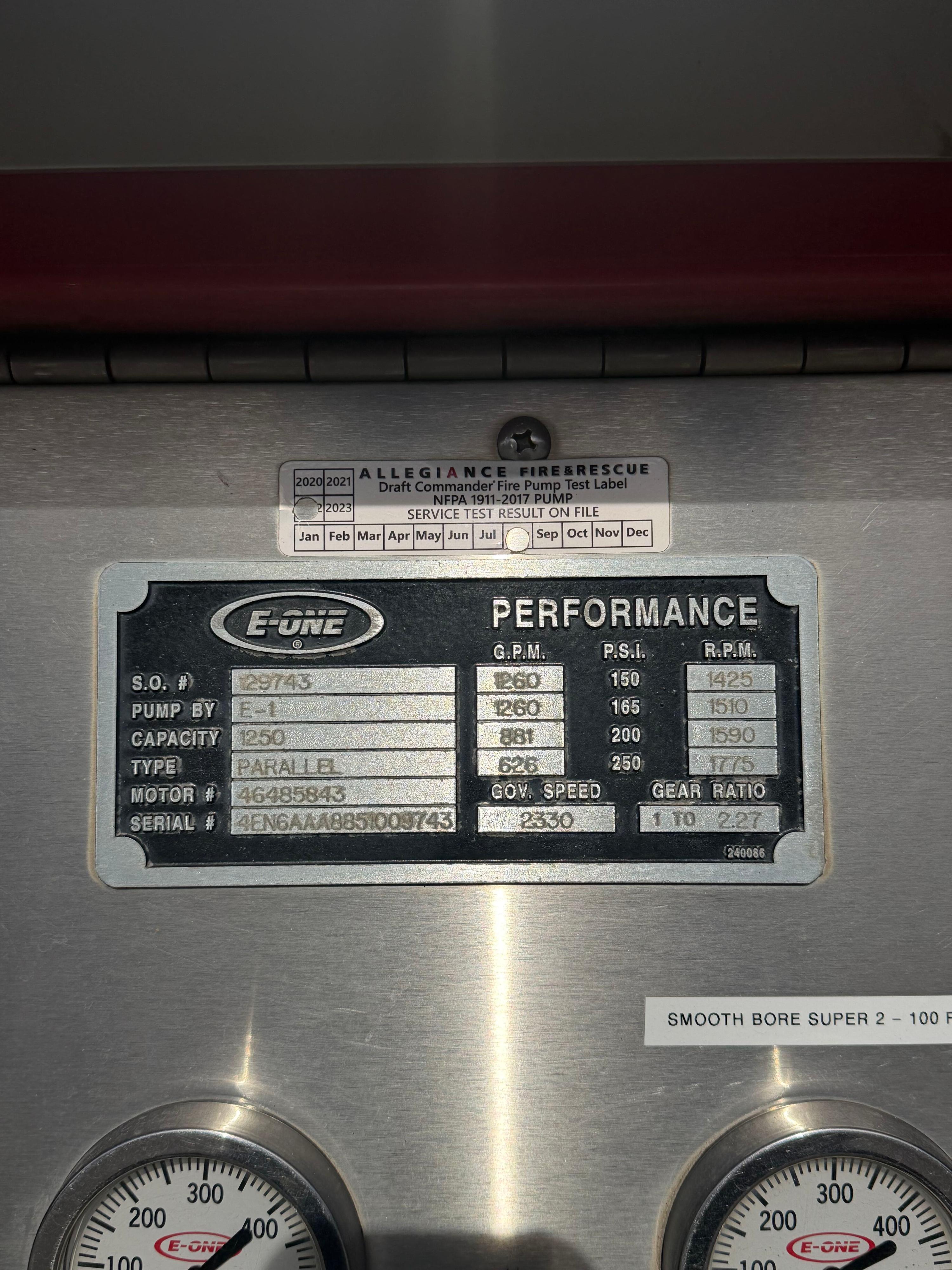 2005 E-One Rescue Pumper - image 23