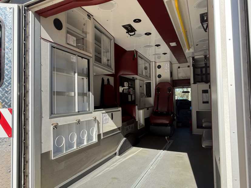 2024 AEV Ford Type III Ambulance — photo 6