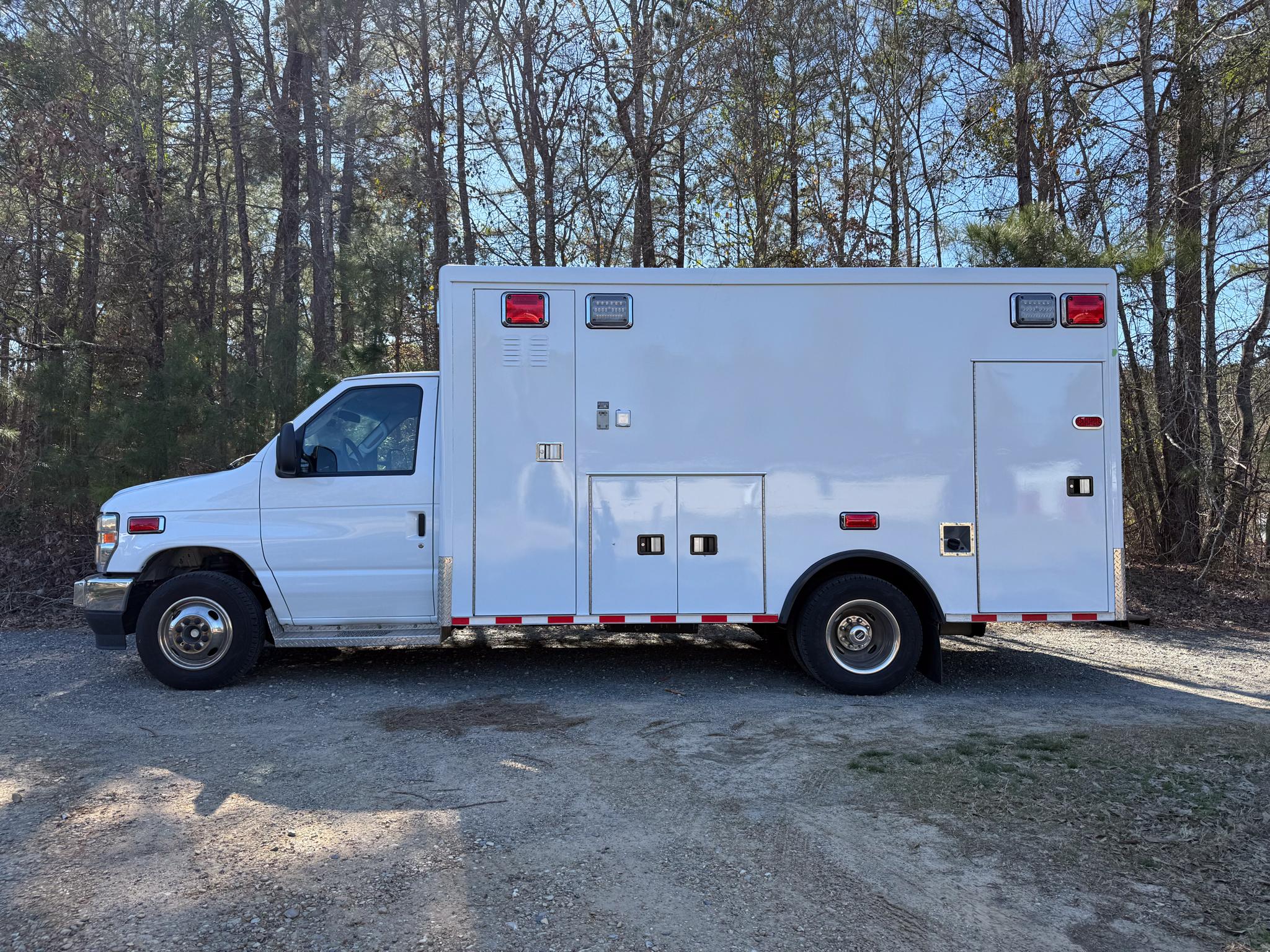 2024 AEV Ford Type III Ambulance - image 5