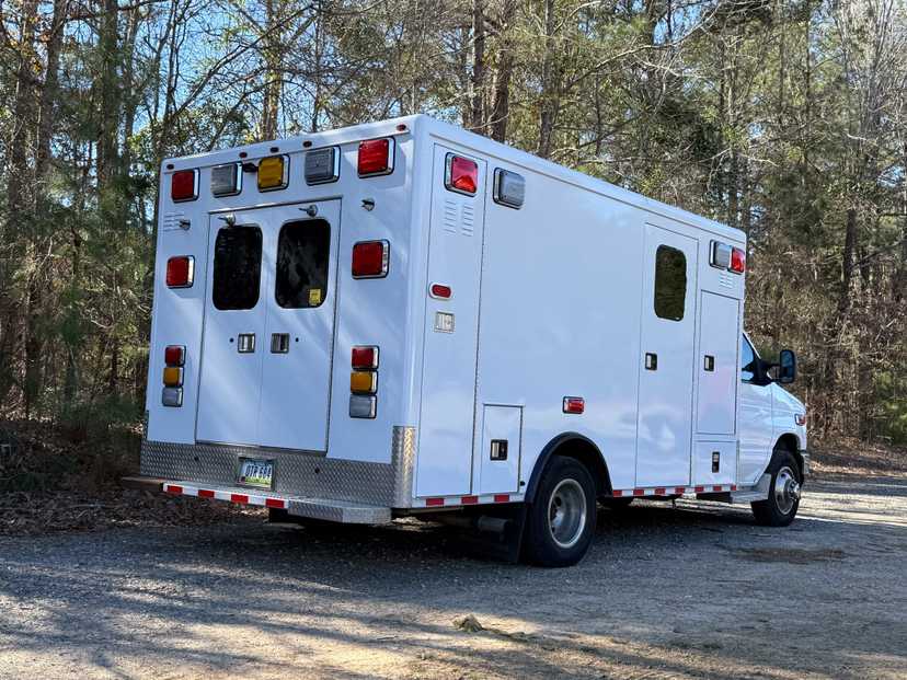 2024 AEV Ford Type III Ambulance — photo 4