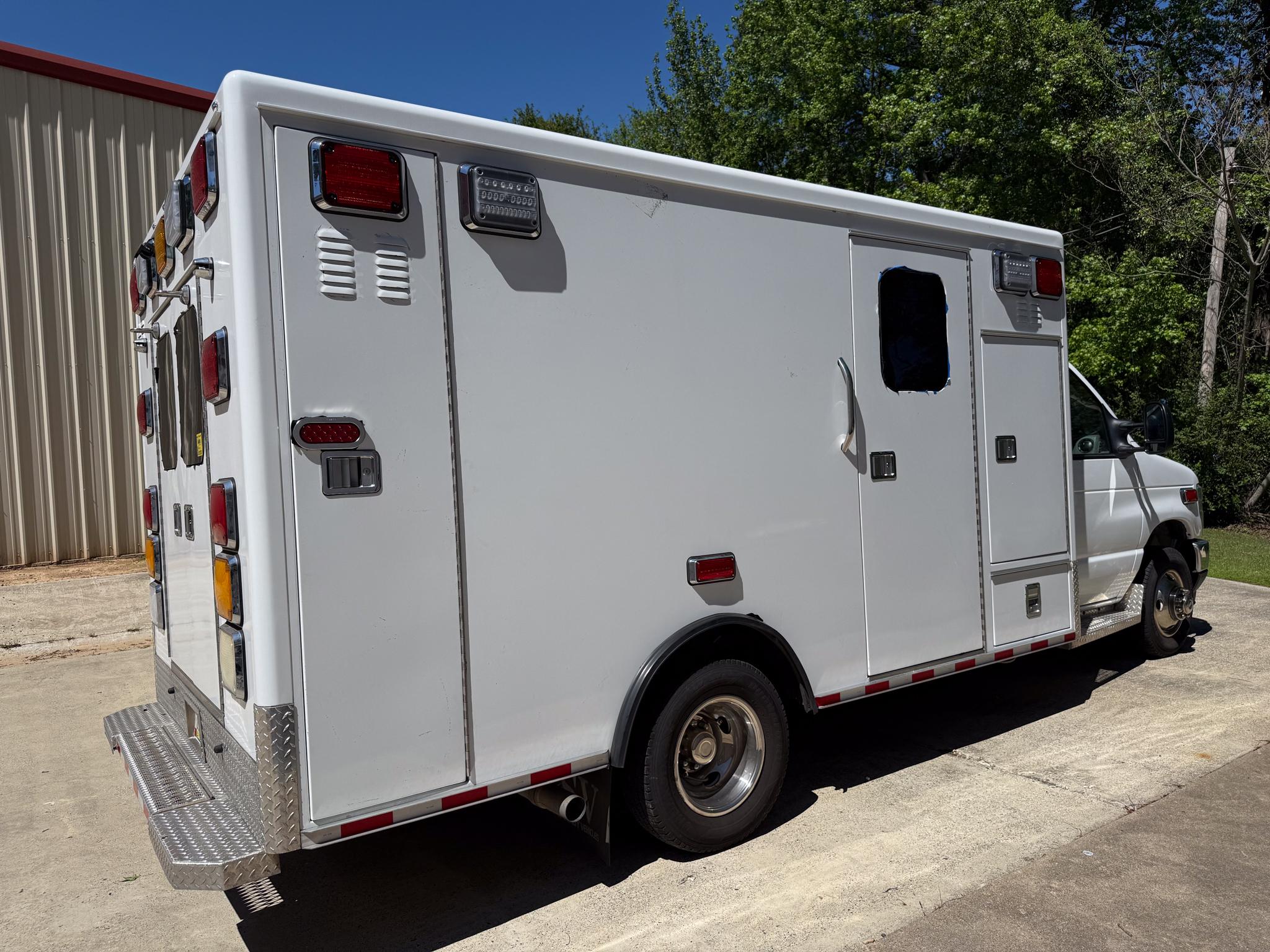 2024 AEV Ford Type III Ambulance - image 3