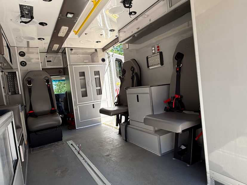 2024 AEV Ford Type III Ambulance — photo 6