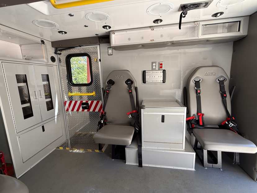 2024 AEV Ford Type III Ambulance — photo 8