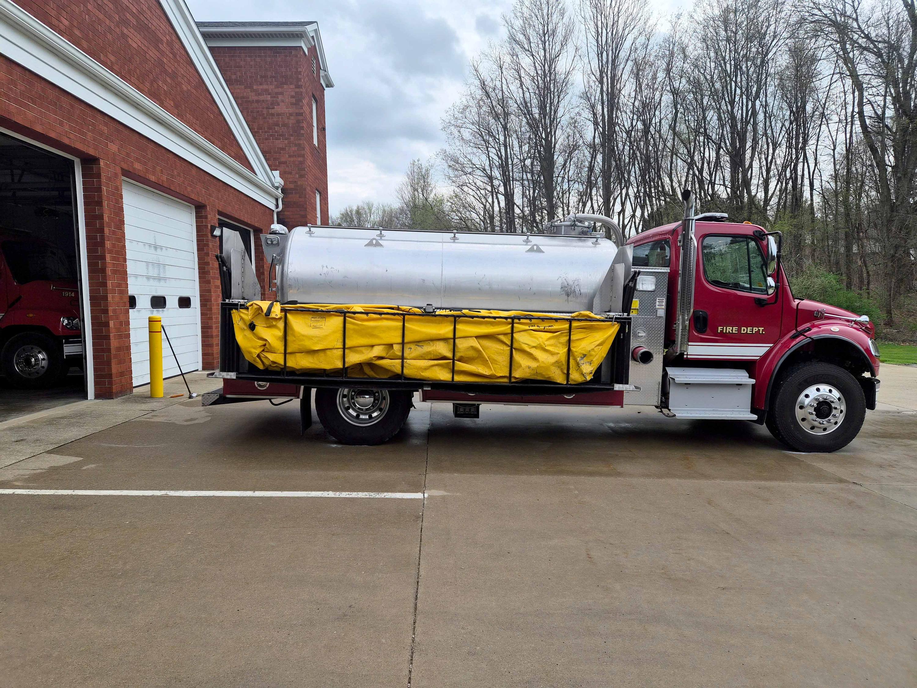 2014 Firovac Freightliner Tanker - image 13