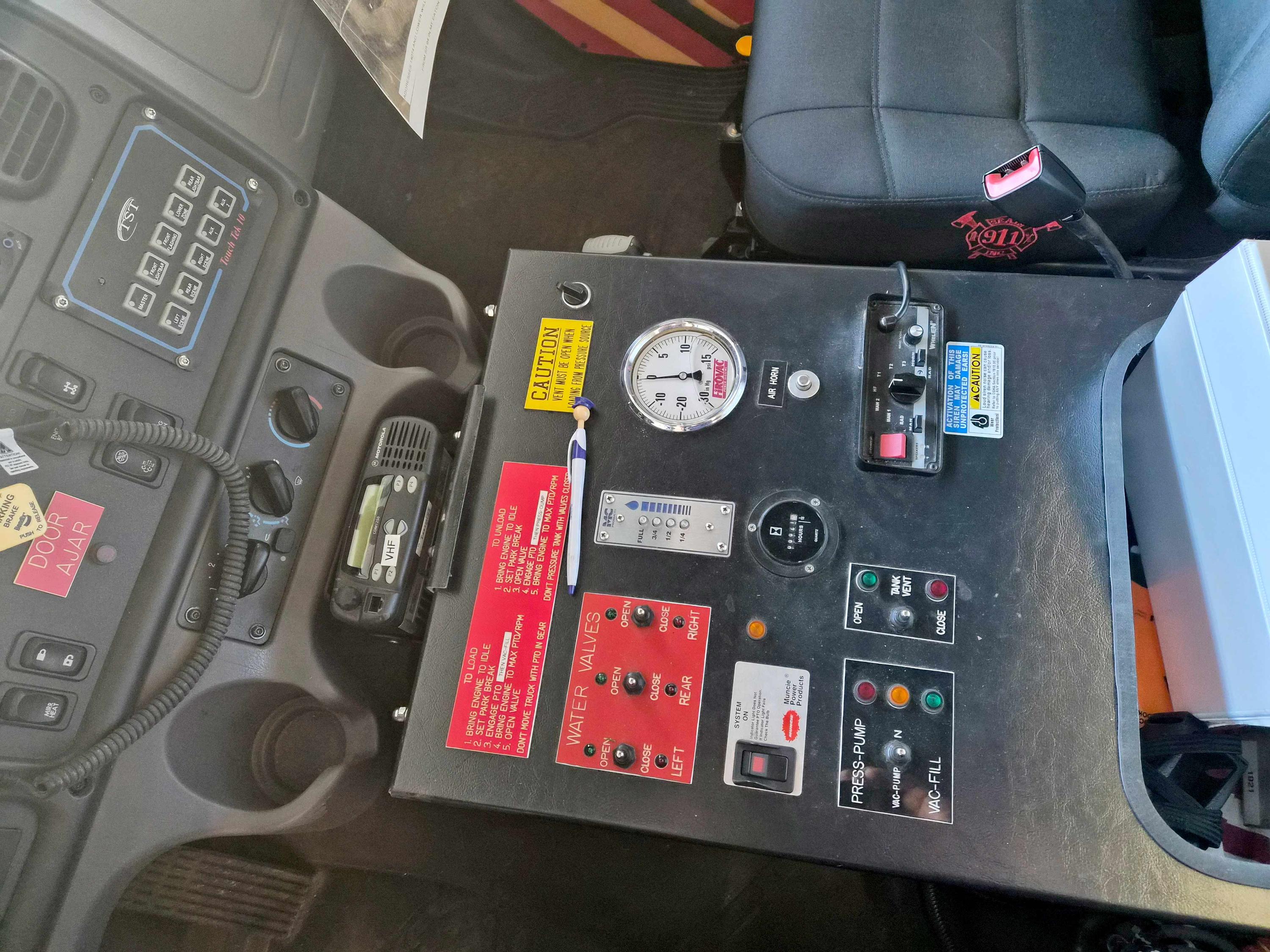 2014 Firovac Freightliner Tanker - image 9