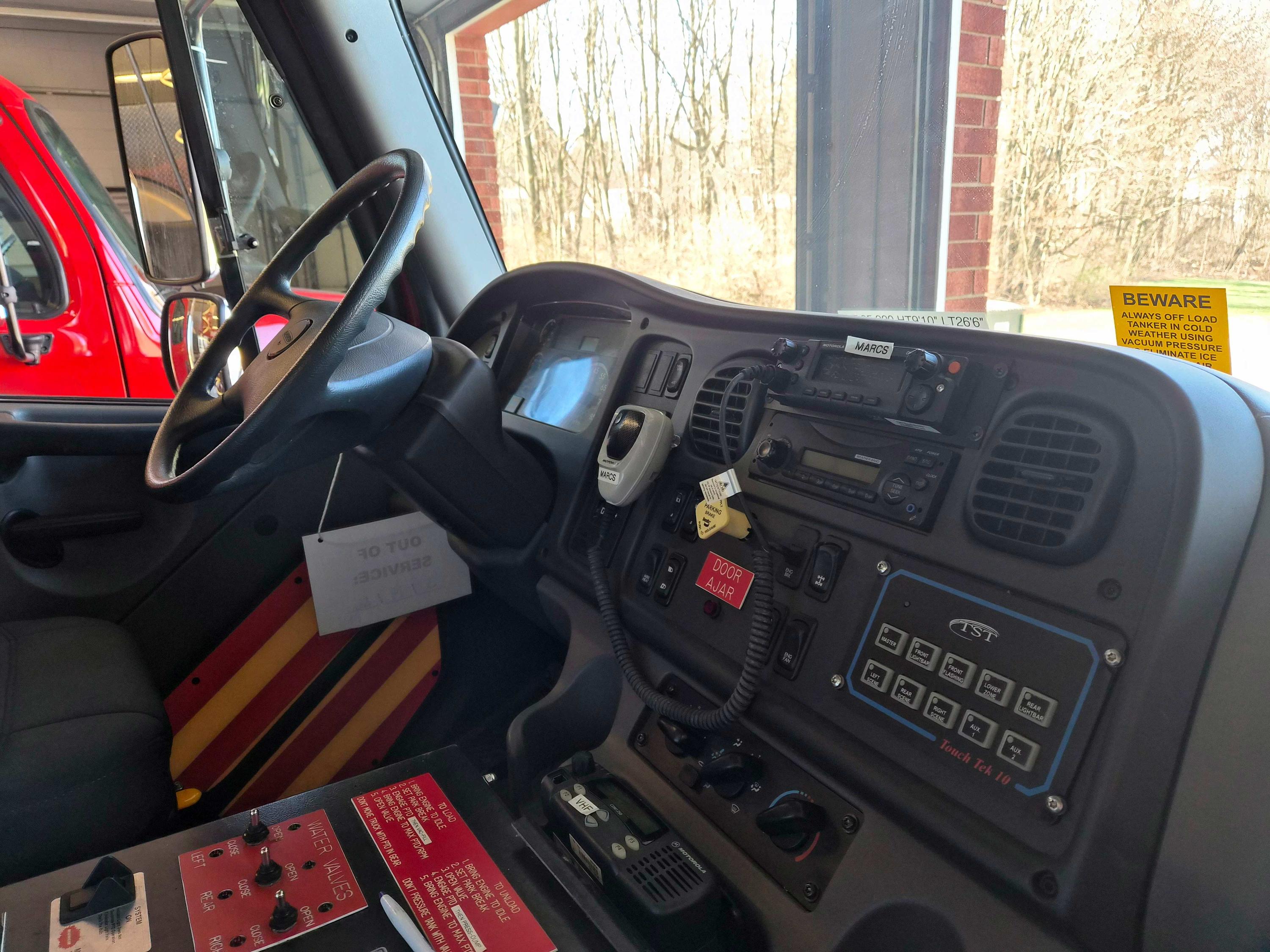 2014 Firovac Freightliner Tanker - image 11