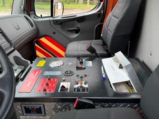 2014 Firovac Freightliner Tanker - image 24