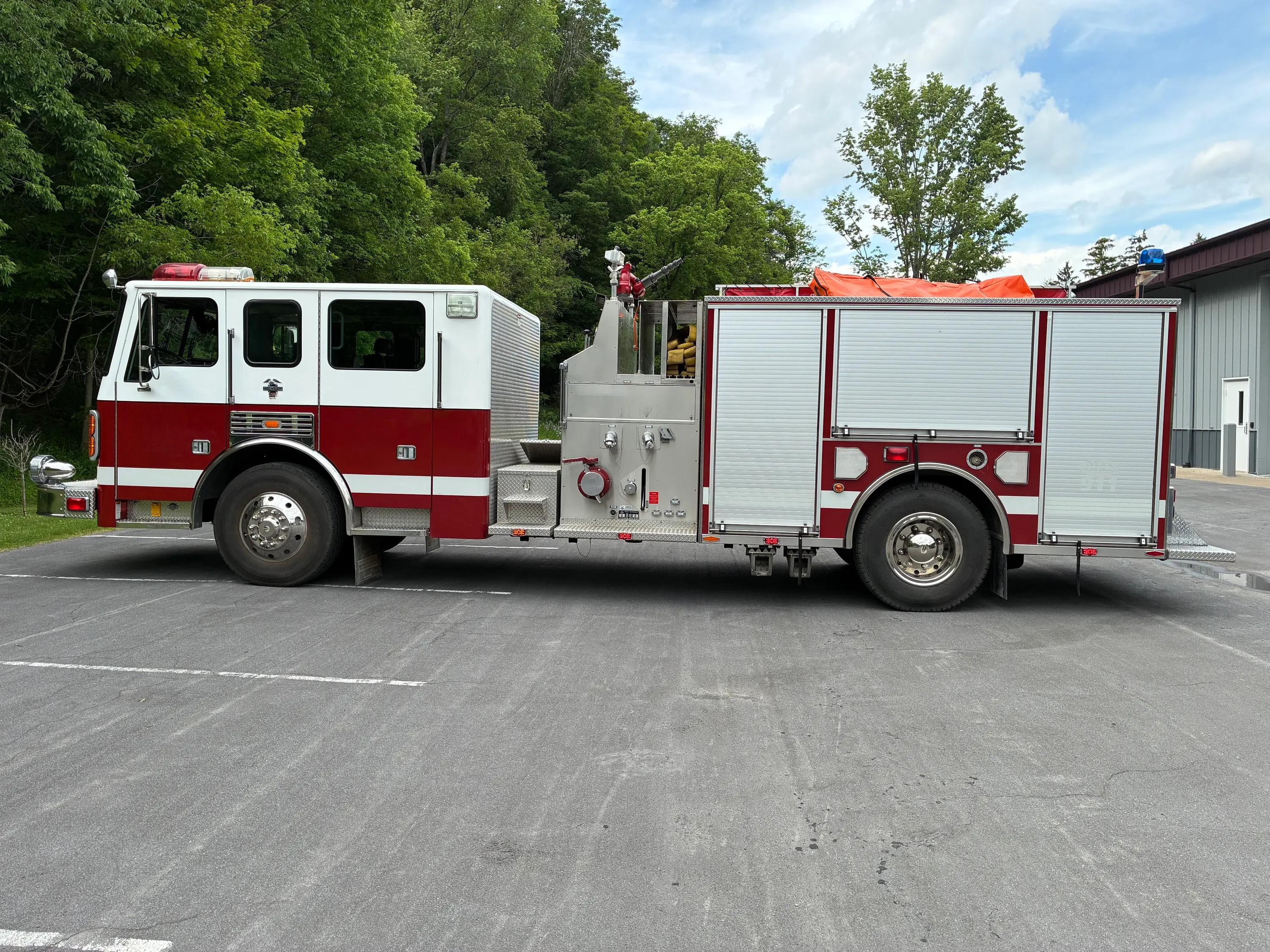 2003 American LaFrance Pumper - image 2
