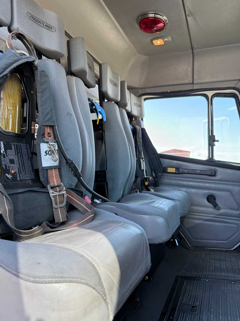 1999 Freightliner FL80 Heavy Rescue — photo 8