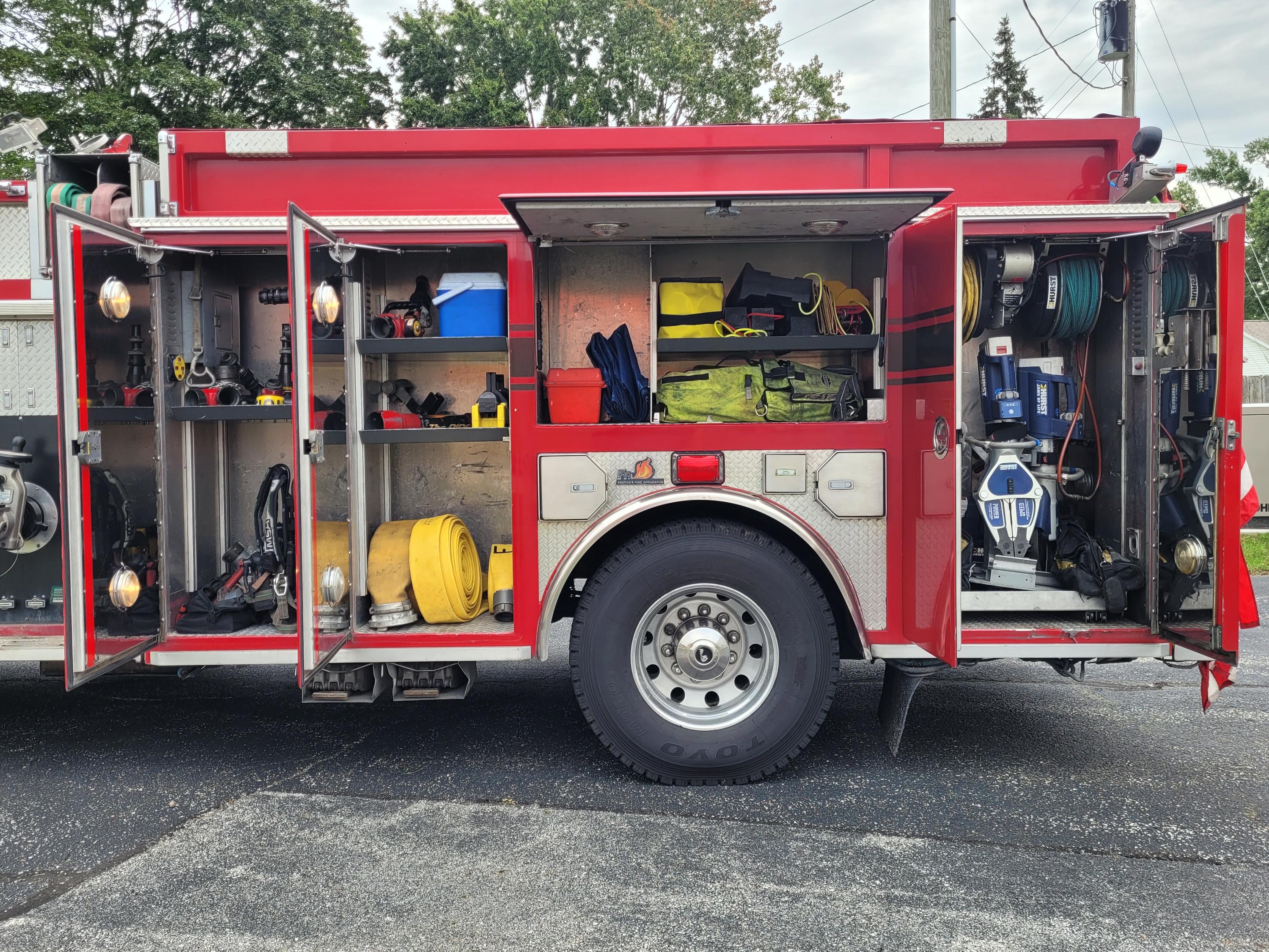 1999 Ferrara Inferno Pumper Tanker - image 5