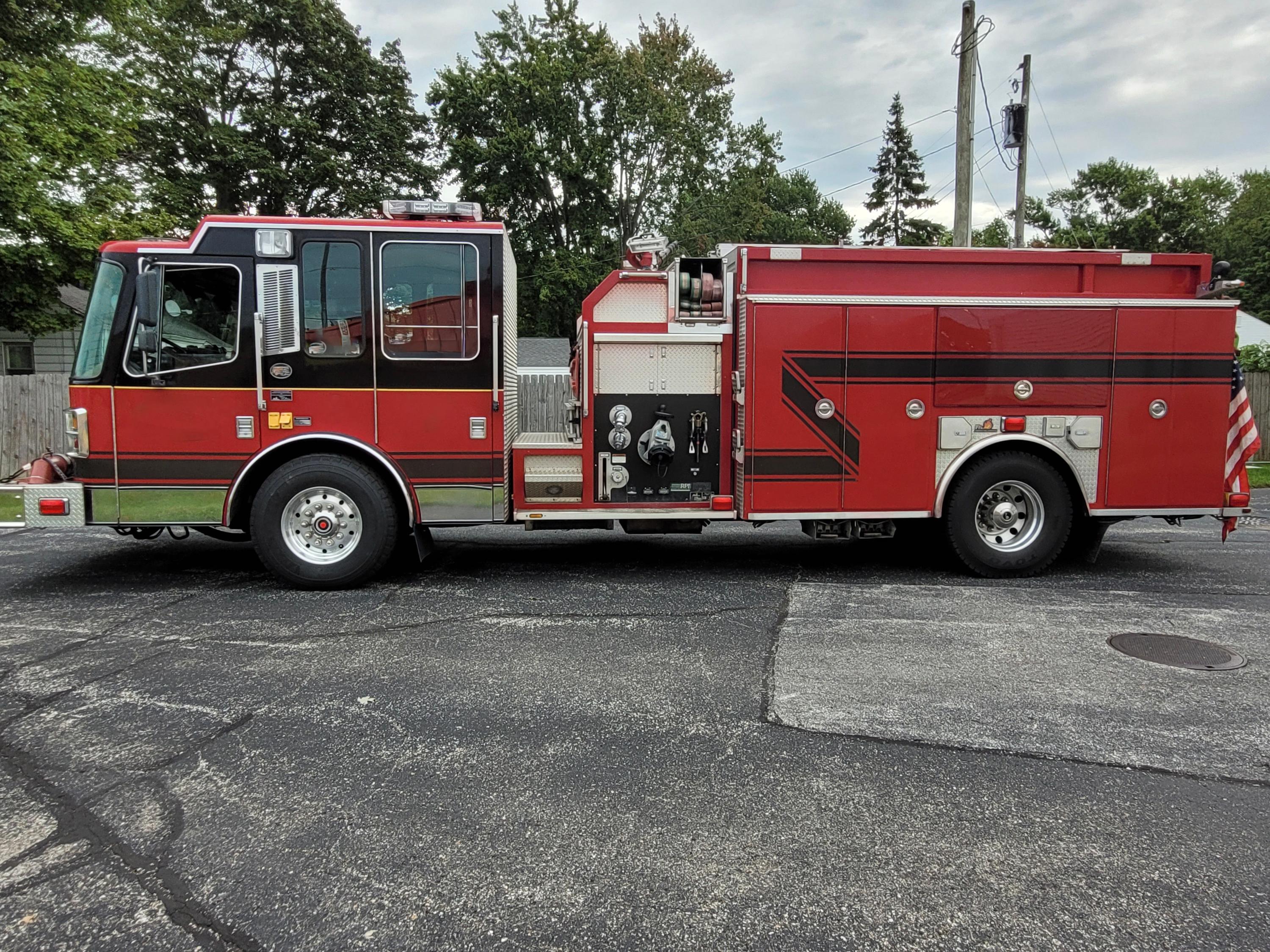 1999 Ferrara Inferno Pumper Tanker - image 1