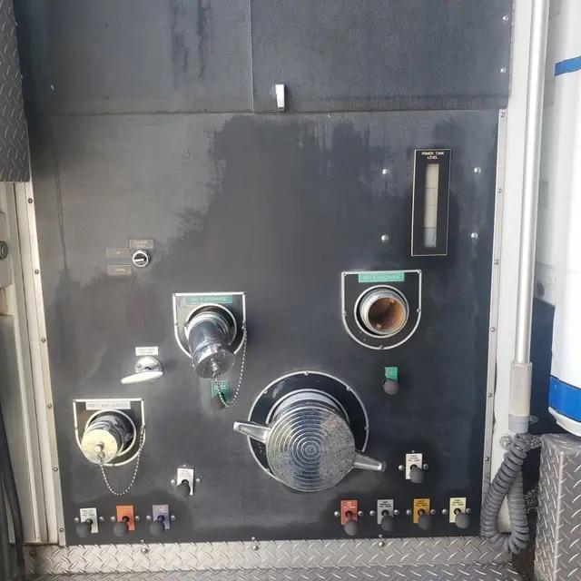 1994 Freightliner Wildland Unit - image 7