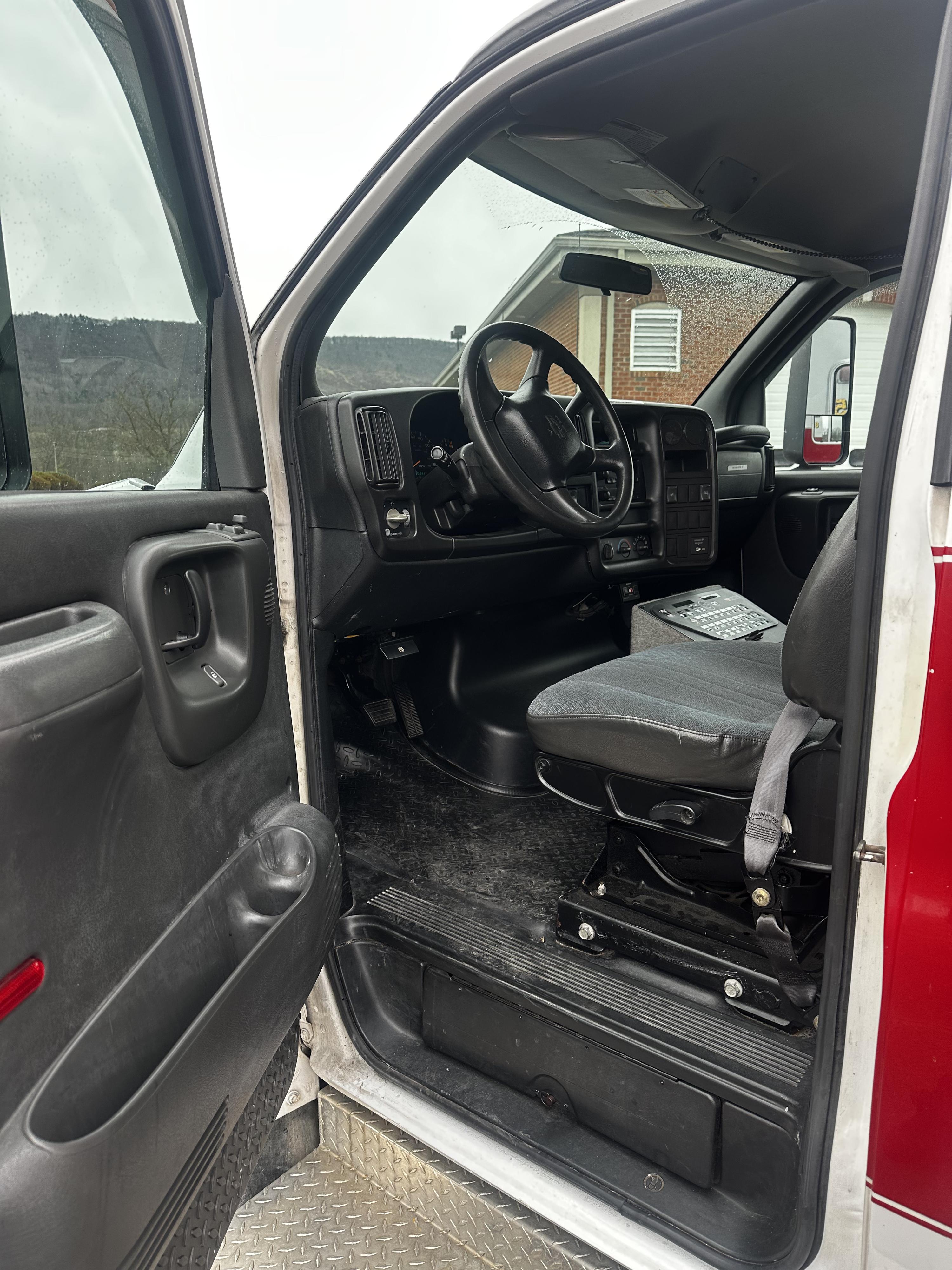 2005 Horton Chevrolet Type I Ambulance - image 19